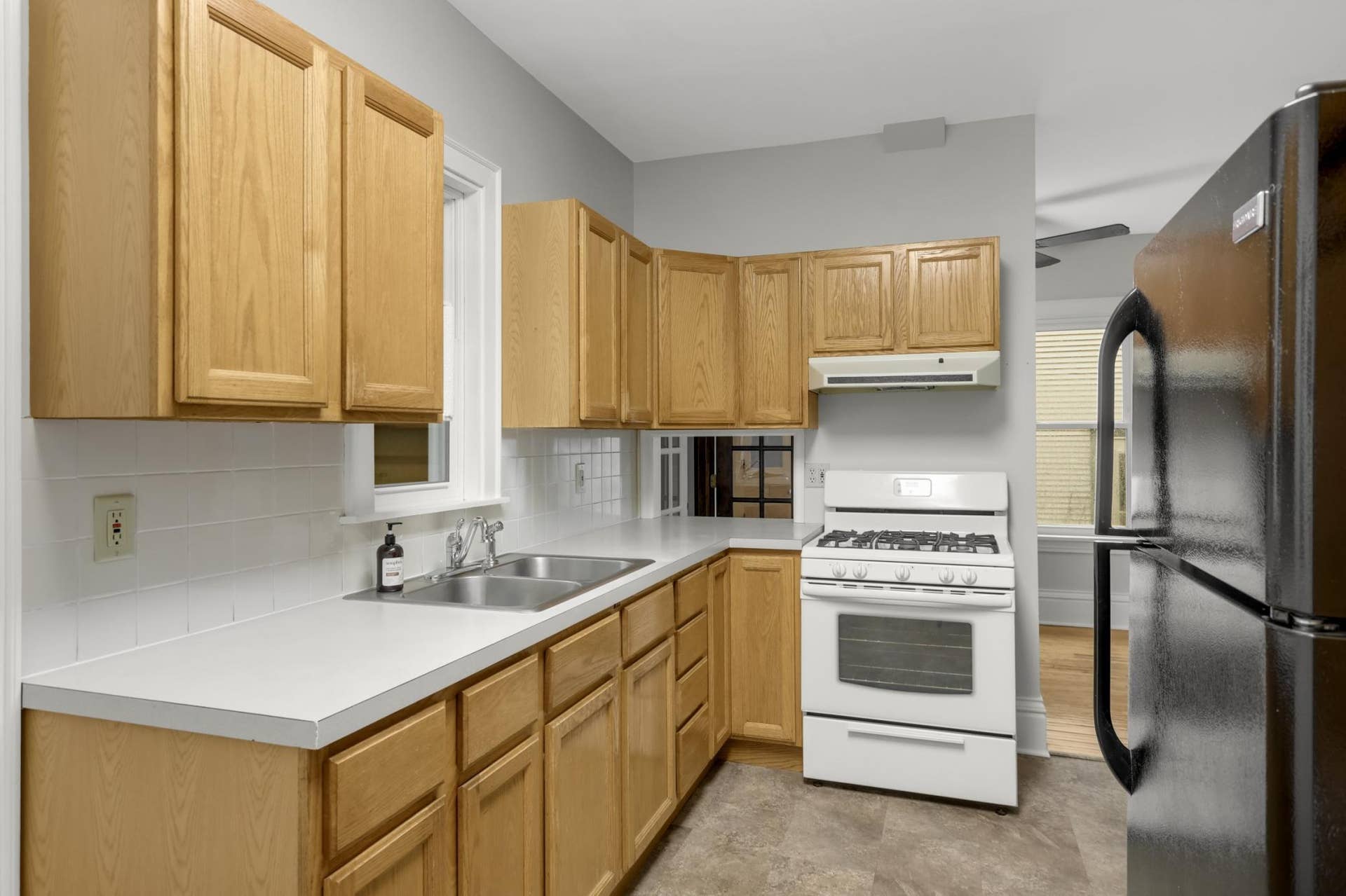 3723 1st Avenue S, 40, Minneapolis, MN 55409 Image-15.jpg