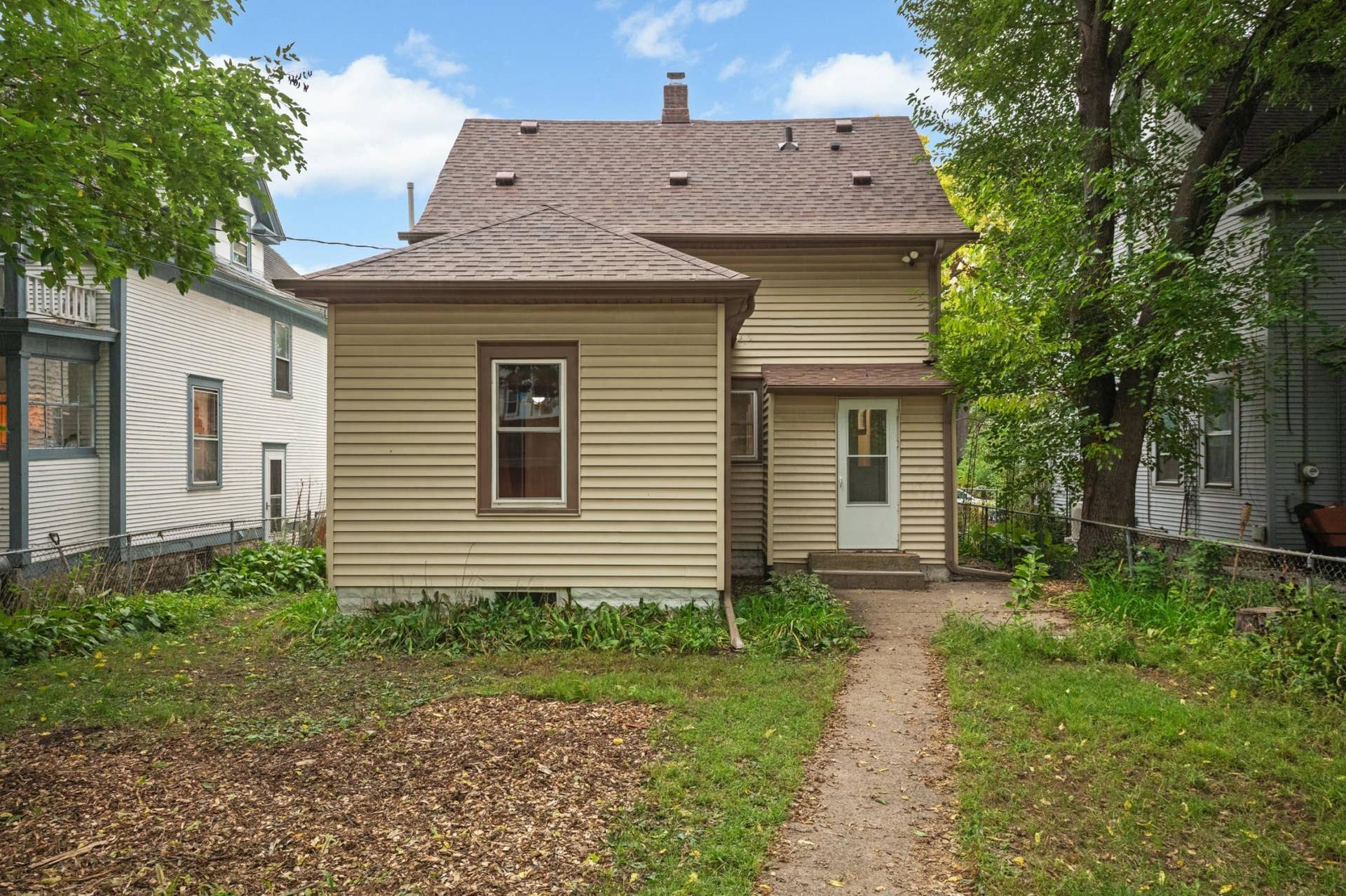 3723 1st Avenue S, 40, Minneapolis, MN 55409 Image-33 - Copy.jpg