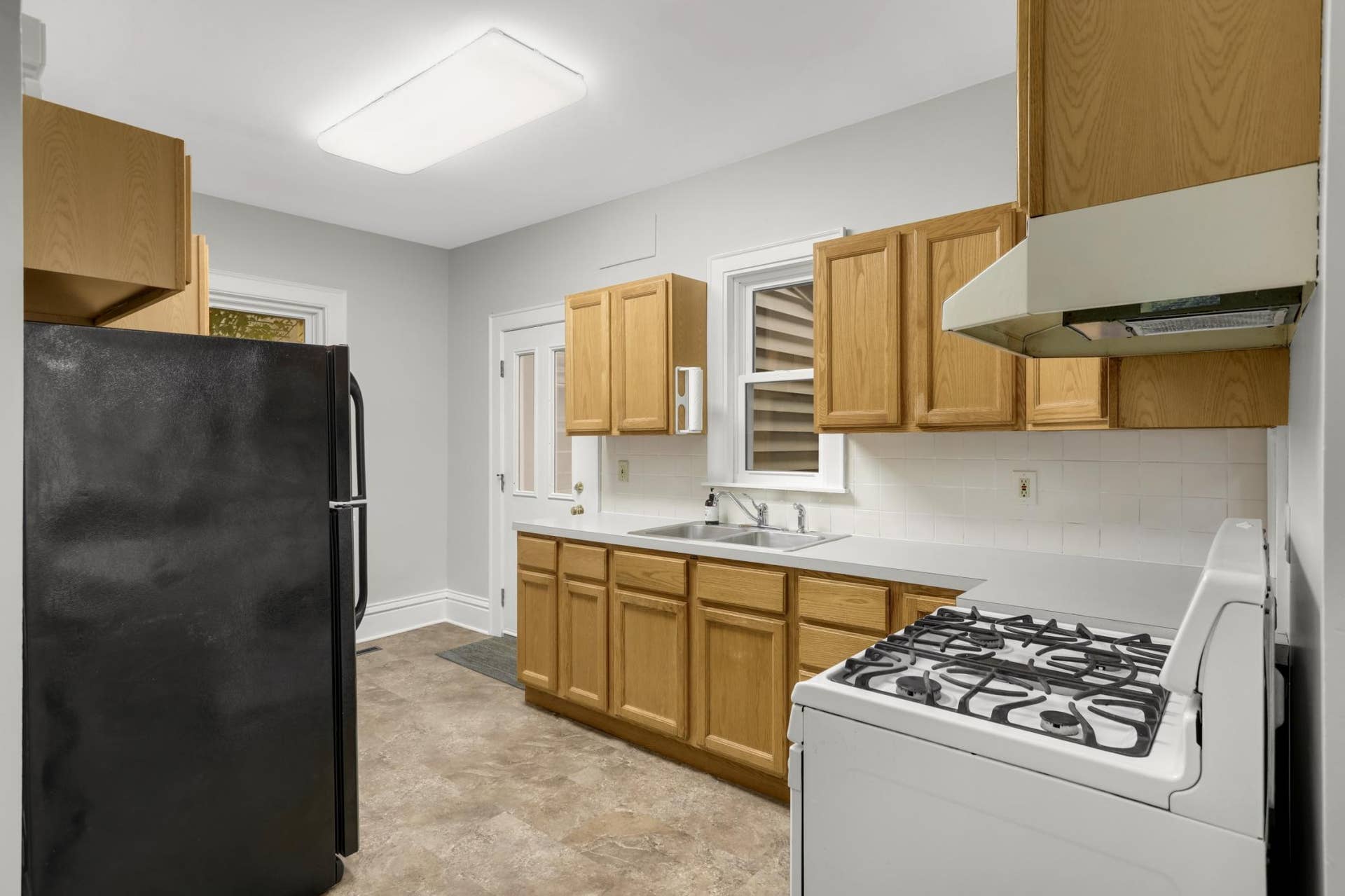 3723 1st Avenue S, 40, Minneapolis, MN 55409 Image-12.jpg