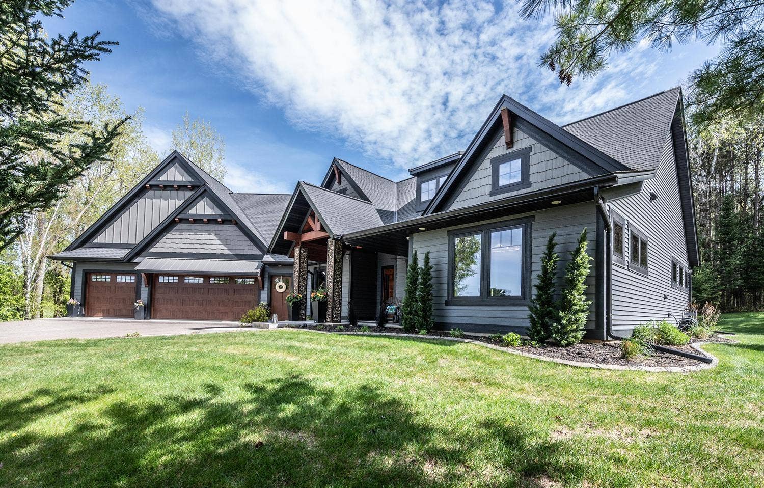 026-136-Front of Home-1500x958.jpg