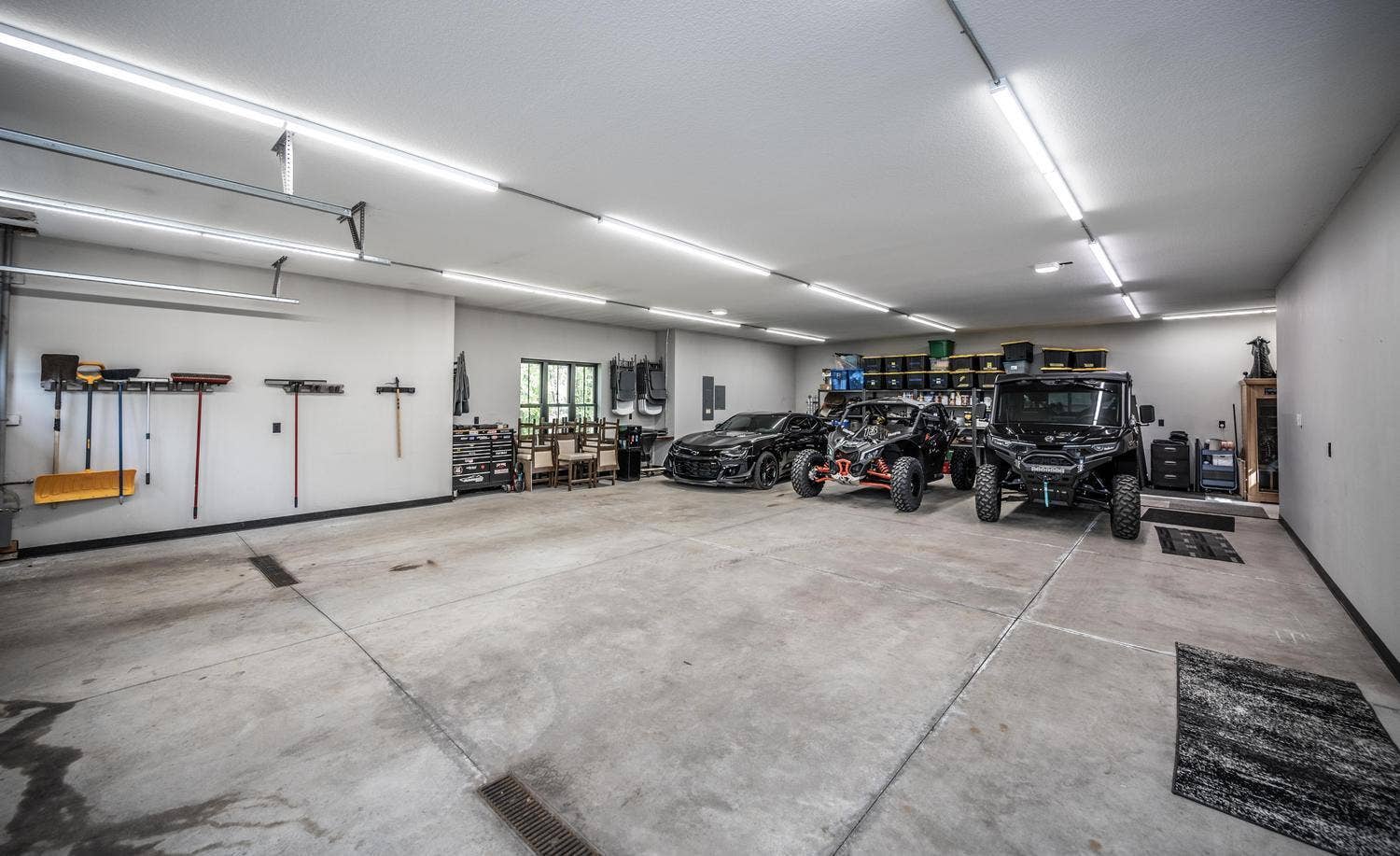 076-163-Garage-1500x918.jpg