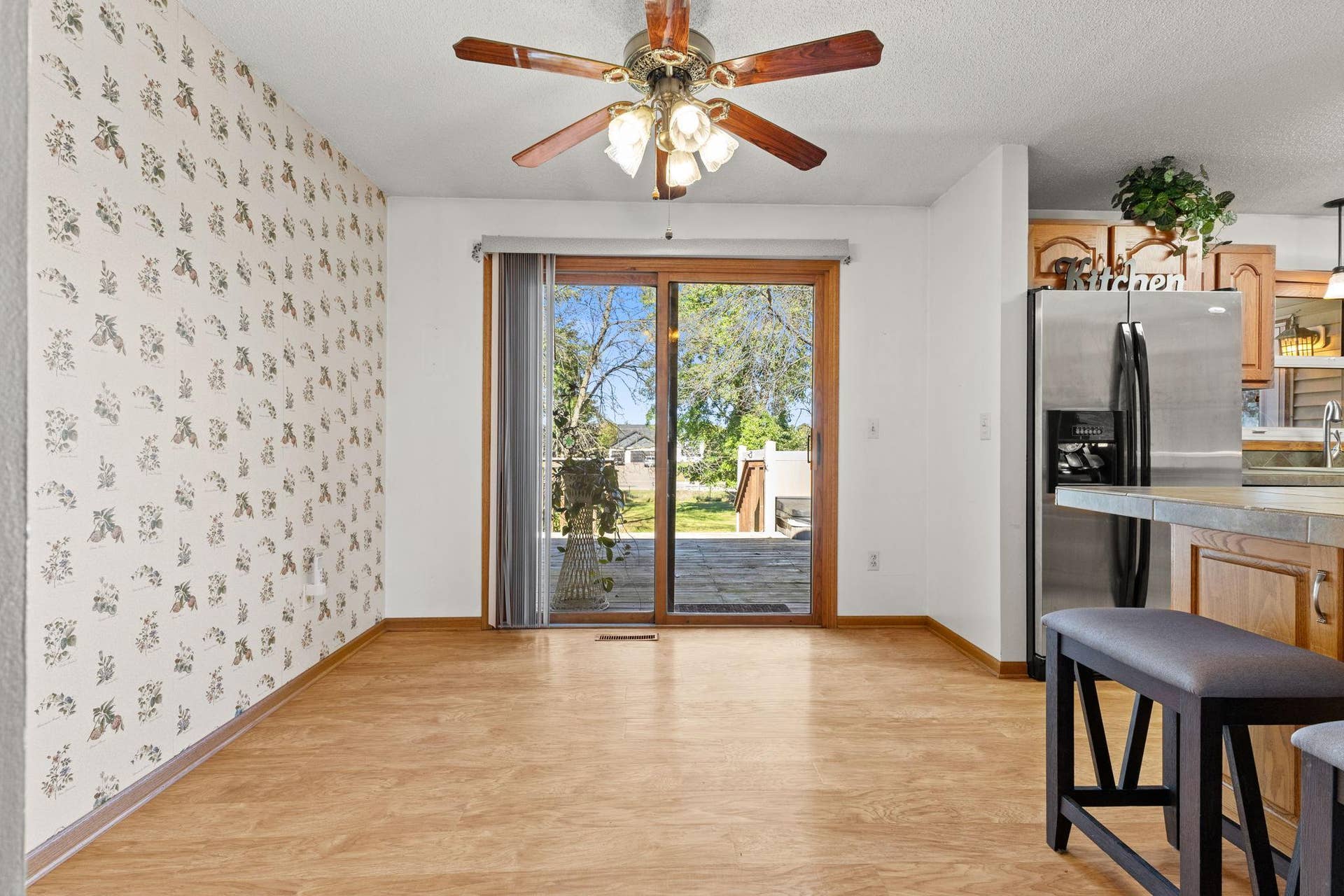 61 212th Lane NW, Cedar, MN 55011 Vivid Spaces_61 212th Ln NW_018.jpg