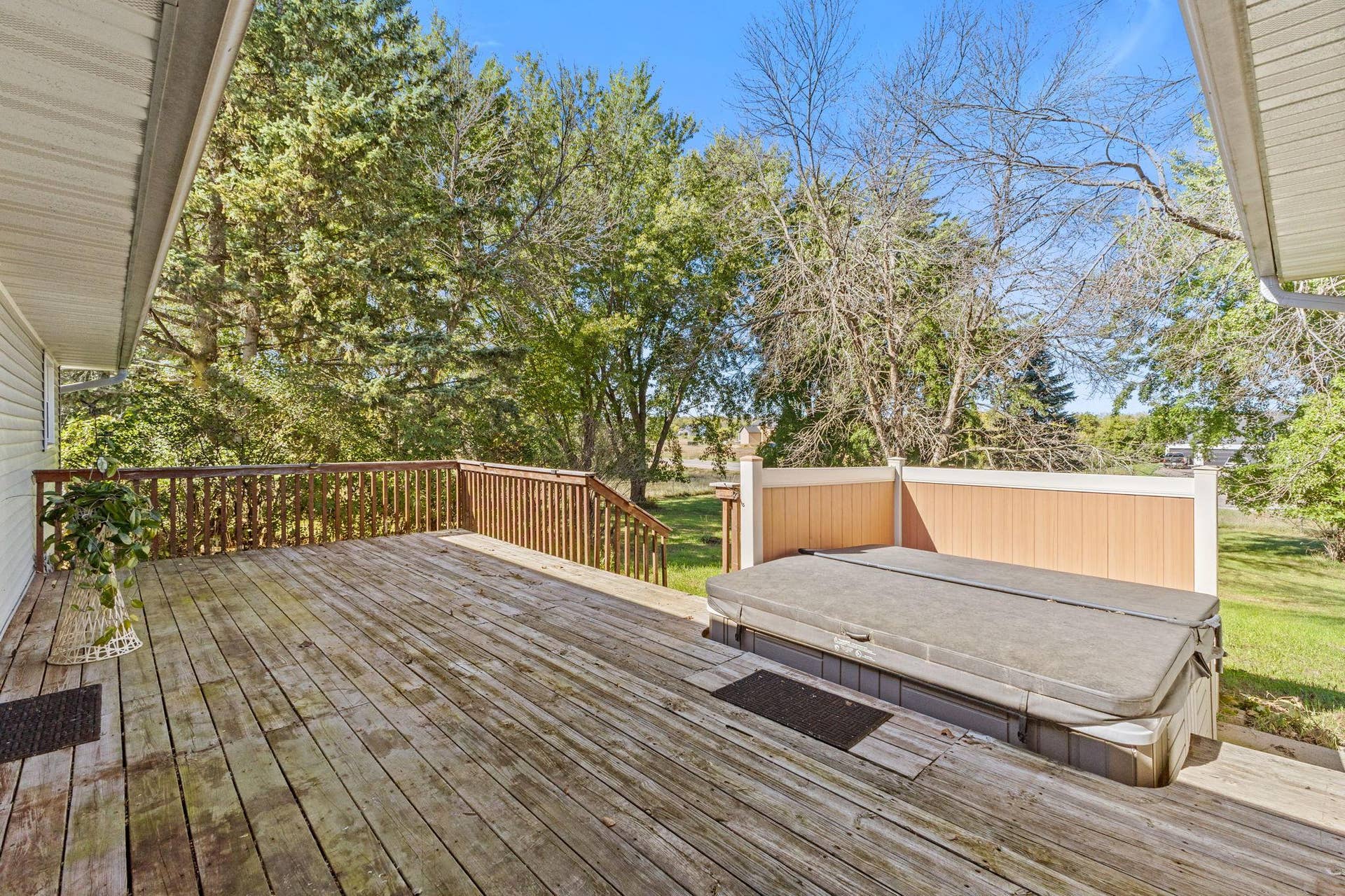 61 212th Lane NW, Cedar, MN 55011 Vivid Spaces_61 212th Ln NW_057.jpg
