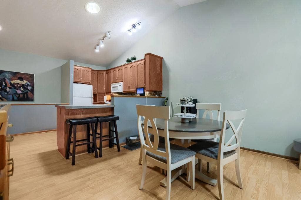6303 Cavell Court, Brooklyn Park, MN 55428 6303 Cavell Court - MLS Sized - 005 - 05 Dining Room.jpg