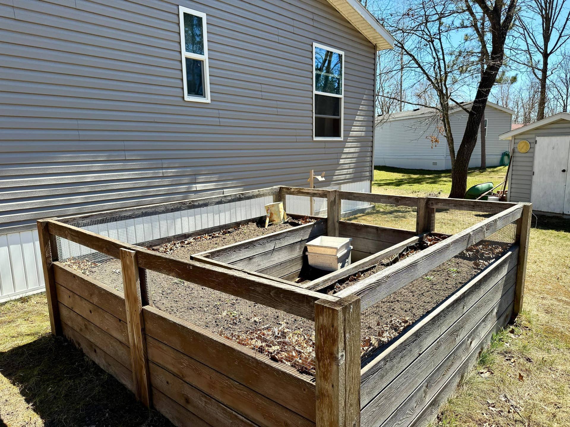1707 Crosby Court SE, #21, Bemidji, MN 56601 Planter.jpeg