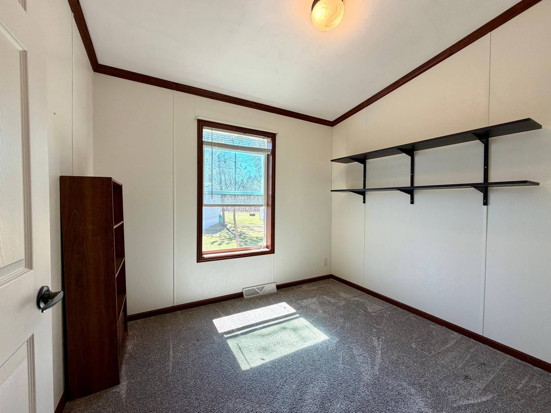 1707 Crosby Court SE, #21, Bemidji, MN 56601 Bedroom 1.jpeg