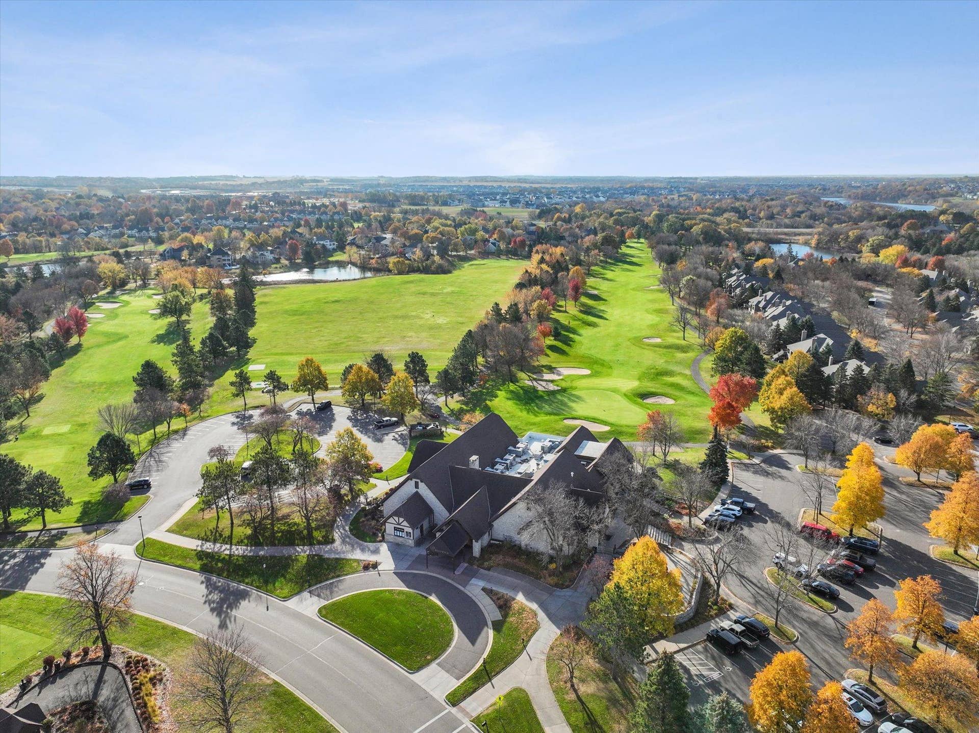 4913 Blake Way, Woodbury, MN 55129 Prestwick Gold Course is minutes away. 18 hole, par 72 Championship course..jpg