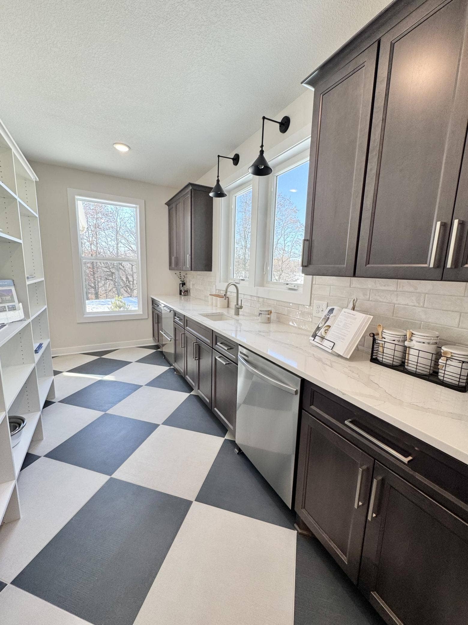 3644 Knightsbridge Lane, Lake Elmo, MN 55042 Stunning PREP Kitchen