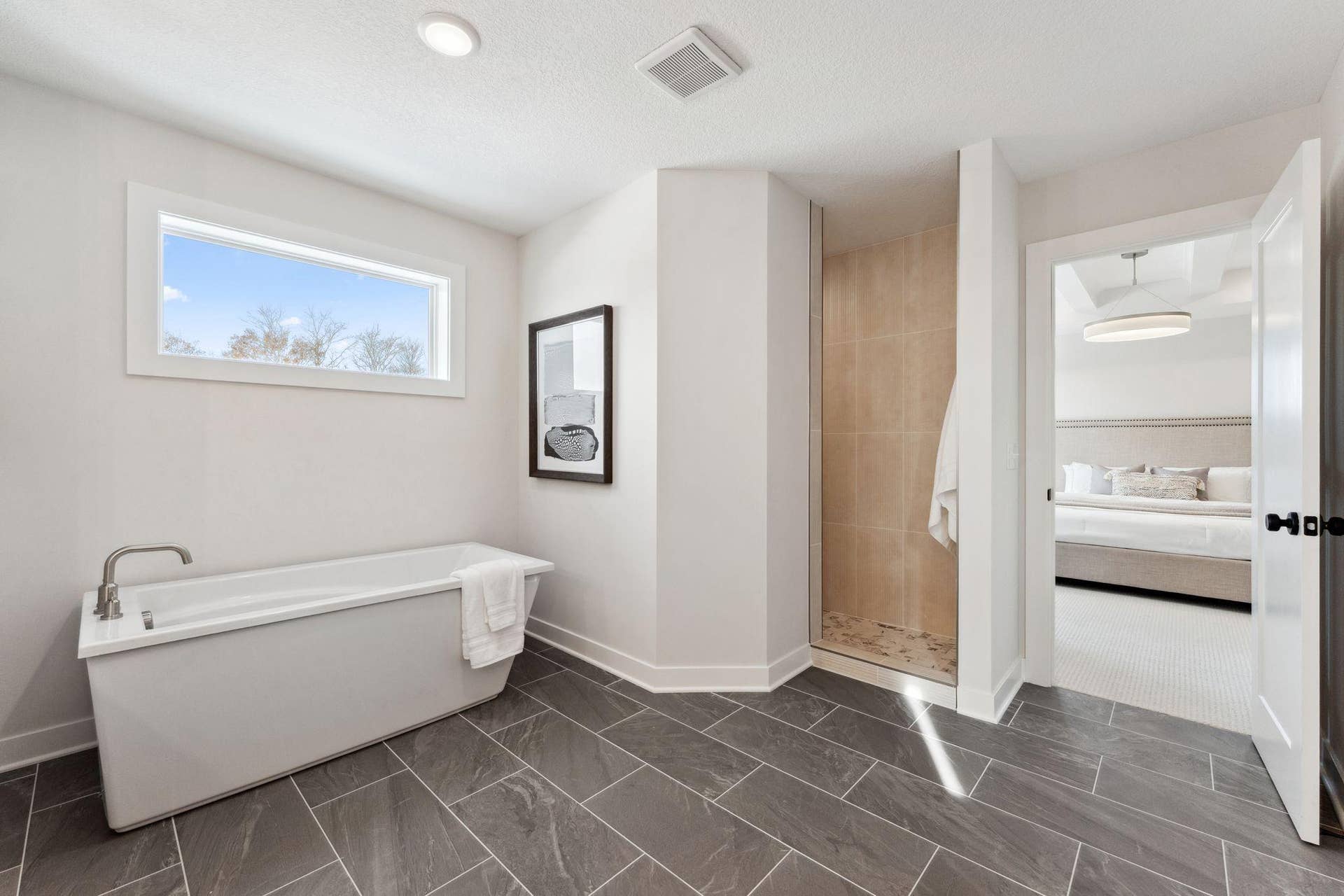 3644 Knightsbridge Lane, Lake Elmo, MN 55042 Freestanding Tub and Spa Shower