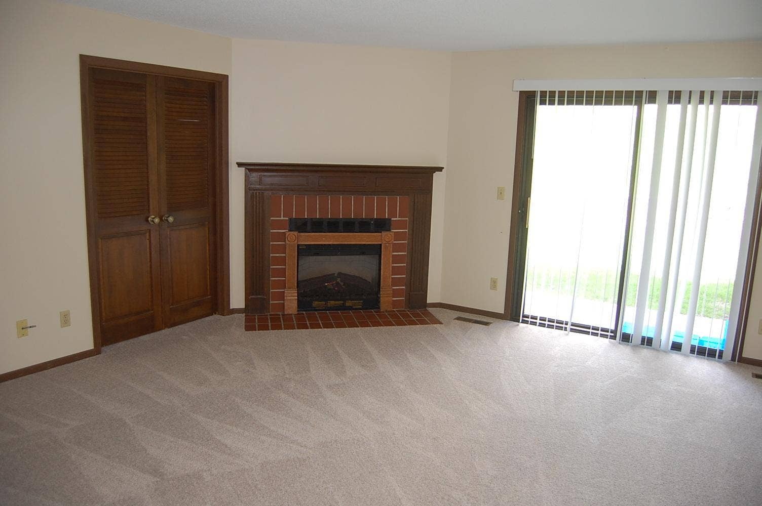 5201 Balmoral Lane, Bloomington, MN 55437 5201 Balmoral Lane, Bloomington, MN 55437