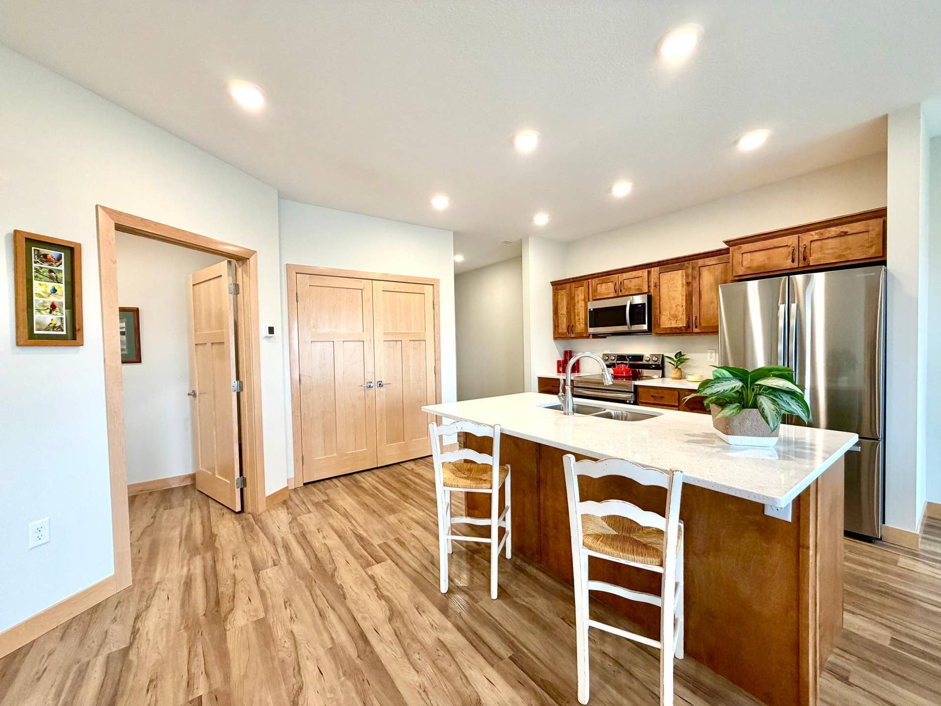 715 Lake Shore Drive NE, #201, Bemidji, MN 56601 3.jpeg