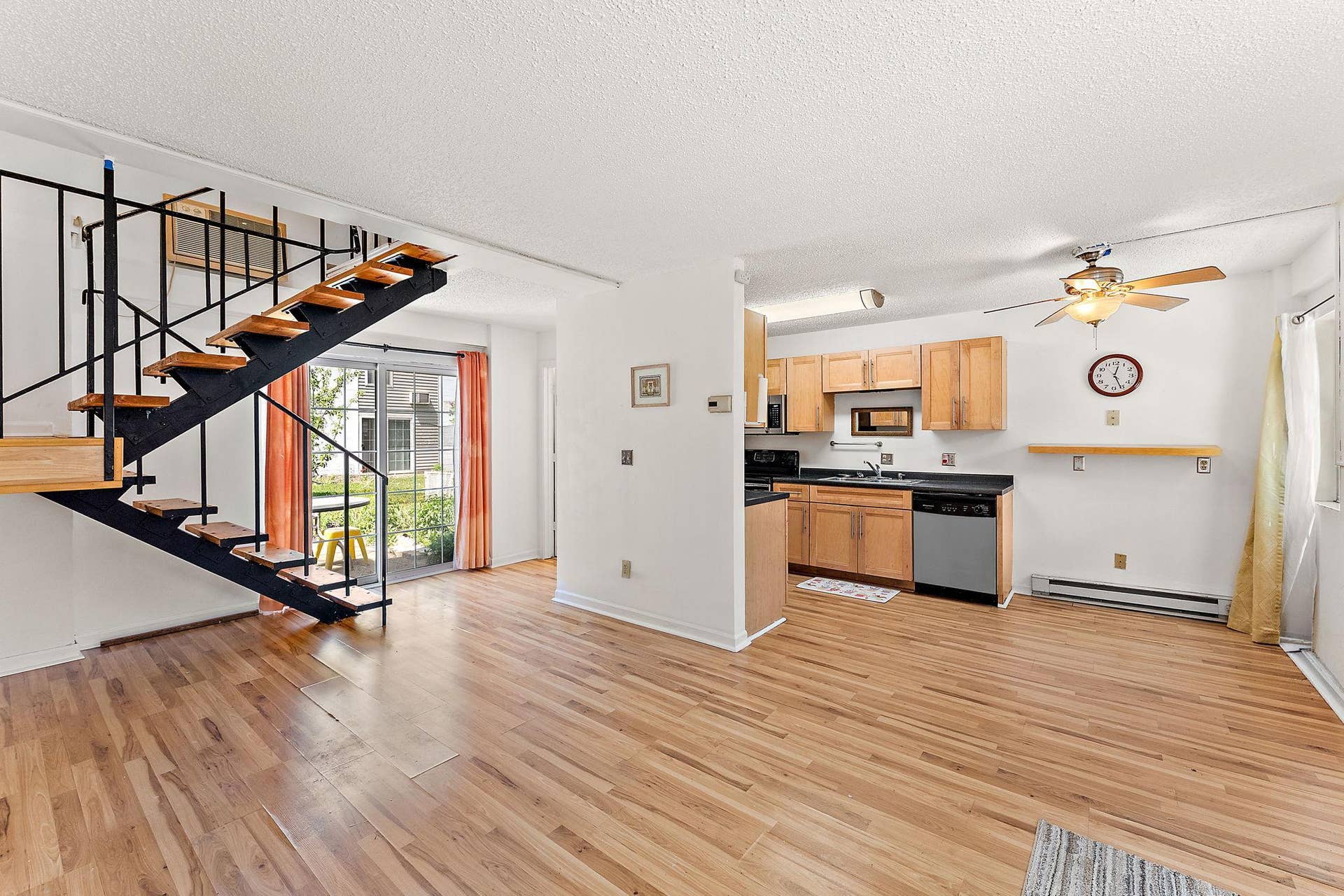 1501 American Boulevard E, #204, Bloomington, MN 55425 8-web-or-mls-UAV Vision Media (7).jpg