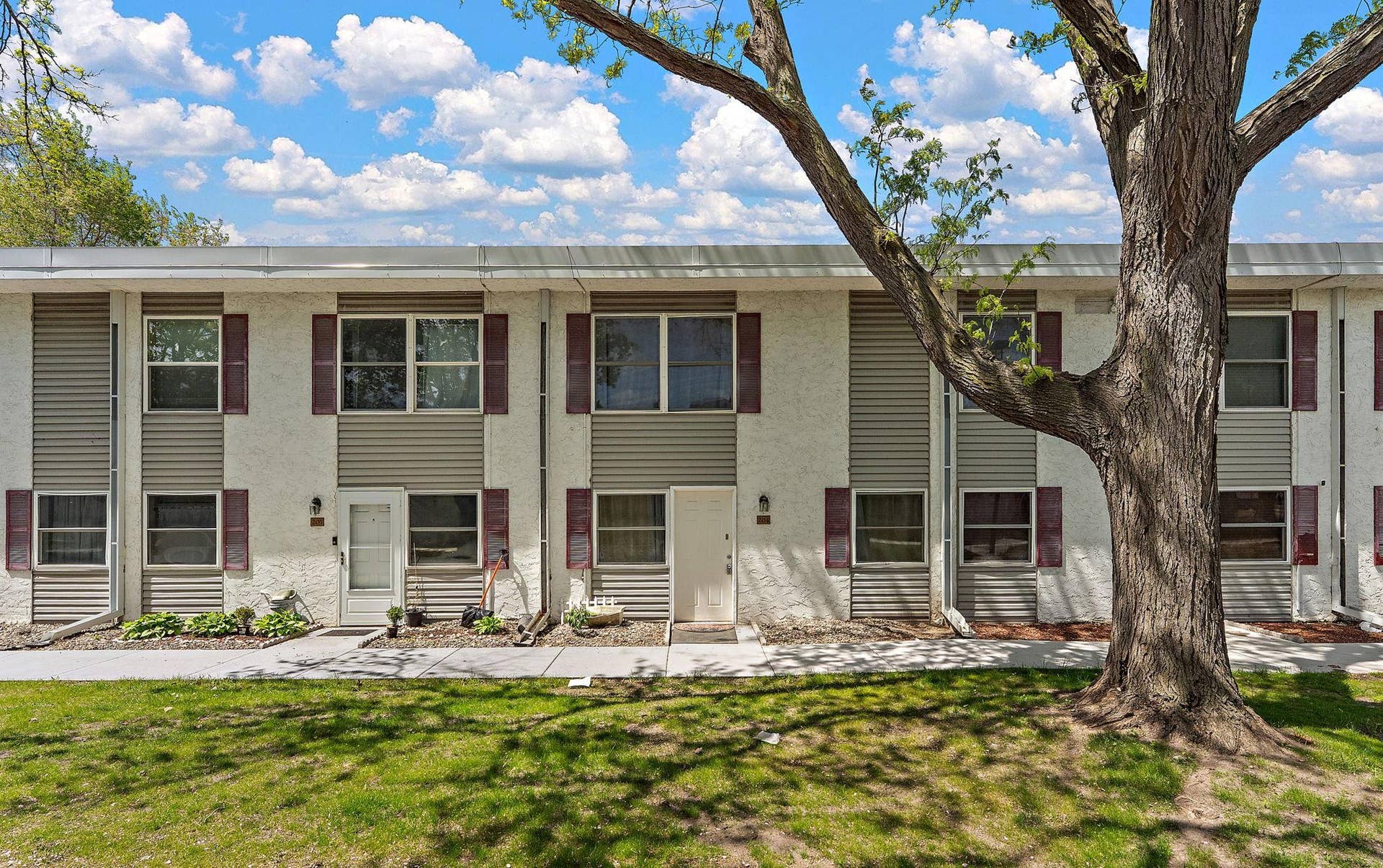 1501 American Boulevard E, #204, Bloomington, MN 55425 3-web-or-mls-UAV Vision Media (22).jpg