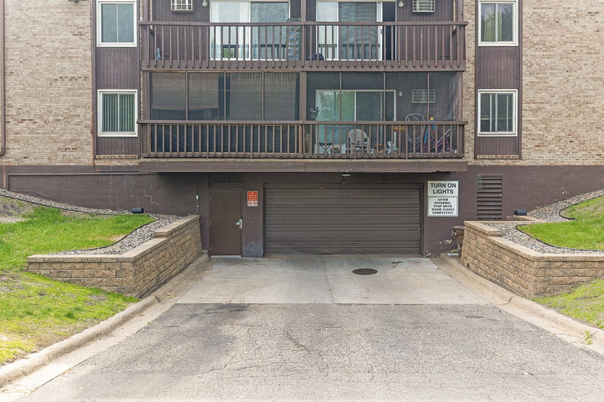 4207 Lakeside Avenue N, #328, Brooklyn Center, MN 55429 4207 Lakeside Avenue N, #328, Brooklyn Center, MN 55429