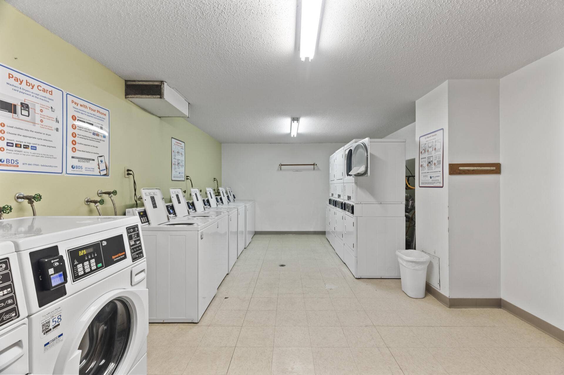 4207 Lakeside Avenue N, #328, Brooklyn Center, MN 55429 4207 Lakeside Avenue N, #328, Brooklyn Center, MN 55429