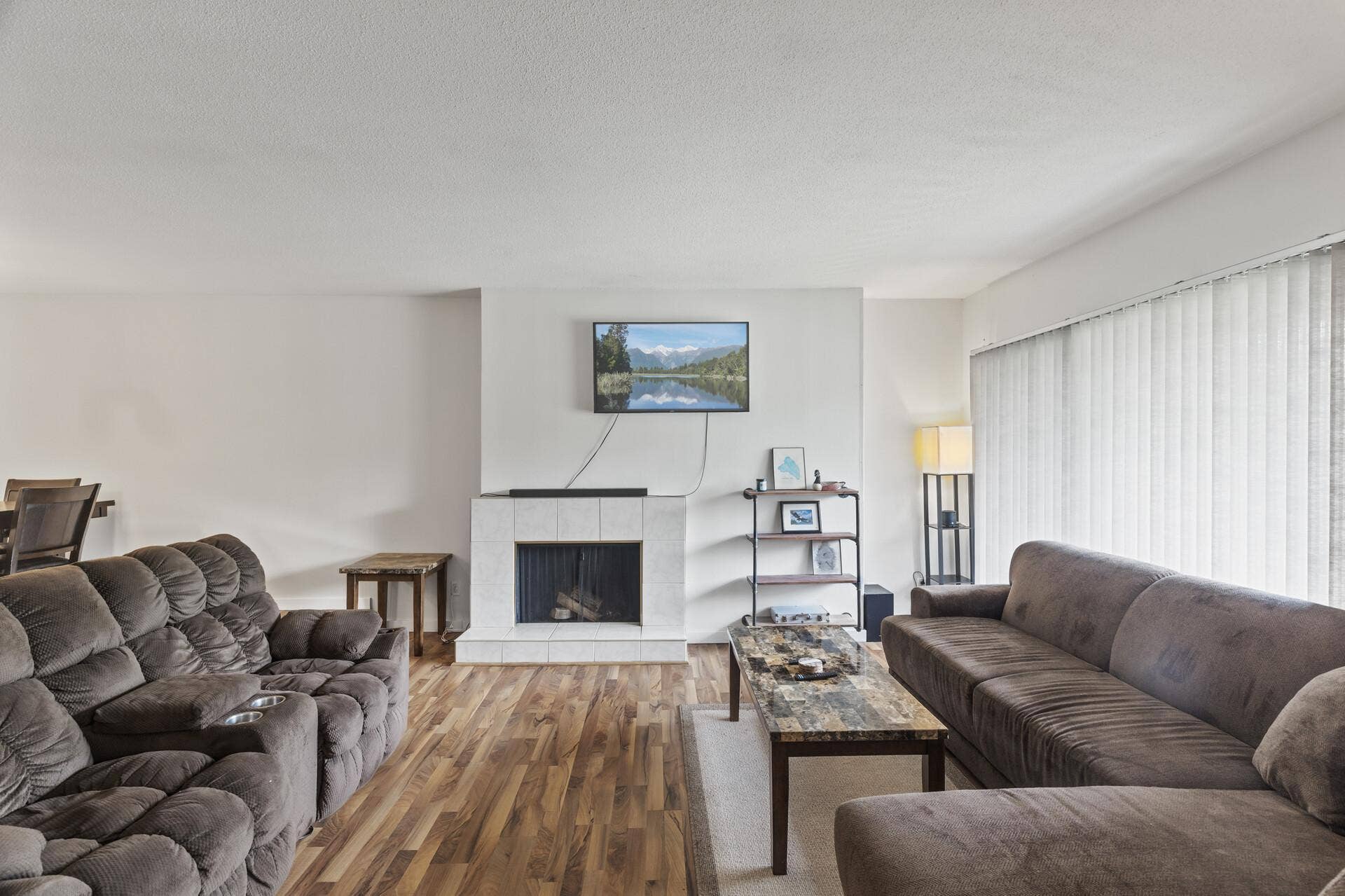 4207 Lakeside Avenue N, #328, Brooklyn Center, MN 55429 4207 Lakeside Avenue N, #328, Brooklyn Center, MN 55429