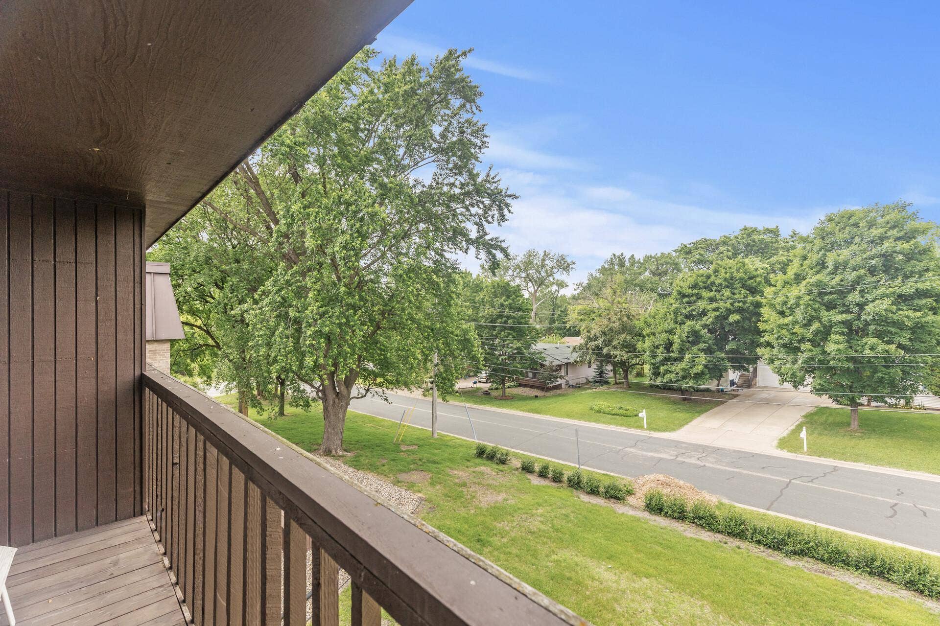 4207 Lakeside Avenue N, #328, Brooklyn Center, MN 55429 4207 Lakeside Avenue N, #328, Brooklyn Center, MN 55429