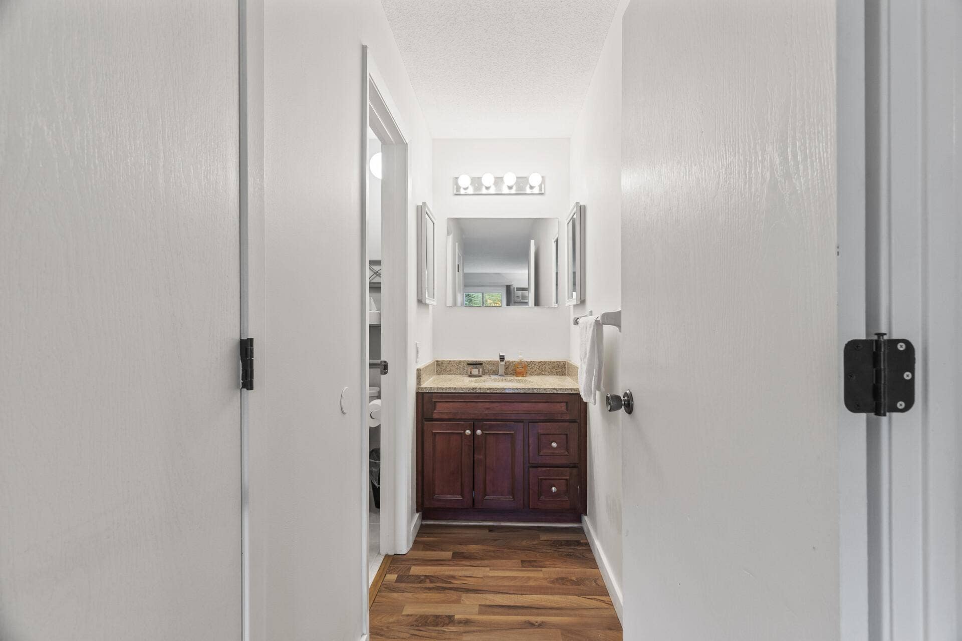 4207 Lakeside Avenue N, #328, Brooklyn Center, MN 55429 4207 Lakeside Avenue N, #328, Brooklyn Center, MN 55429