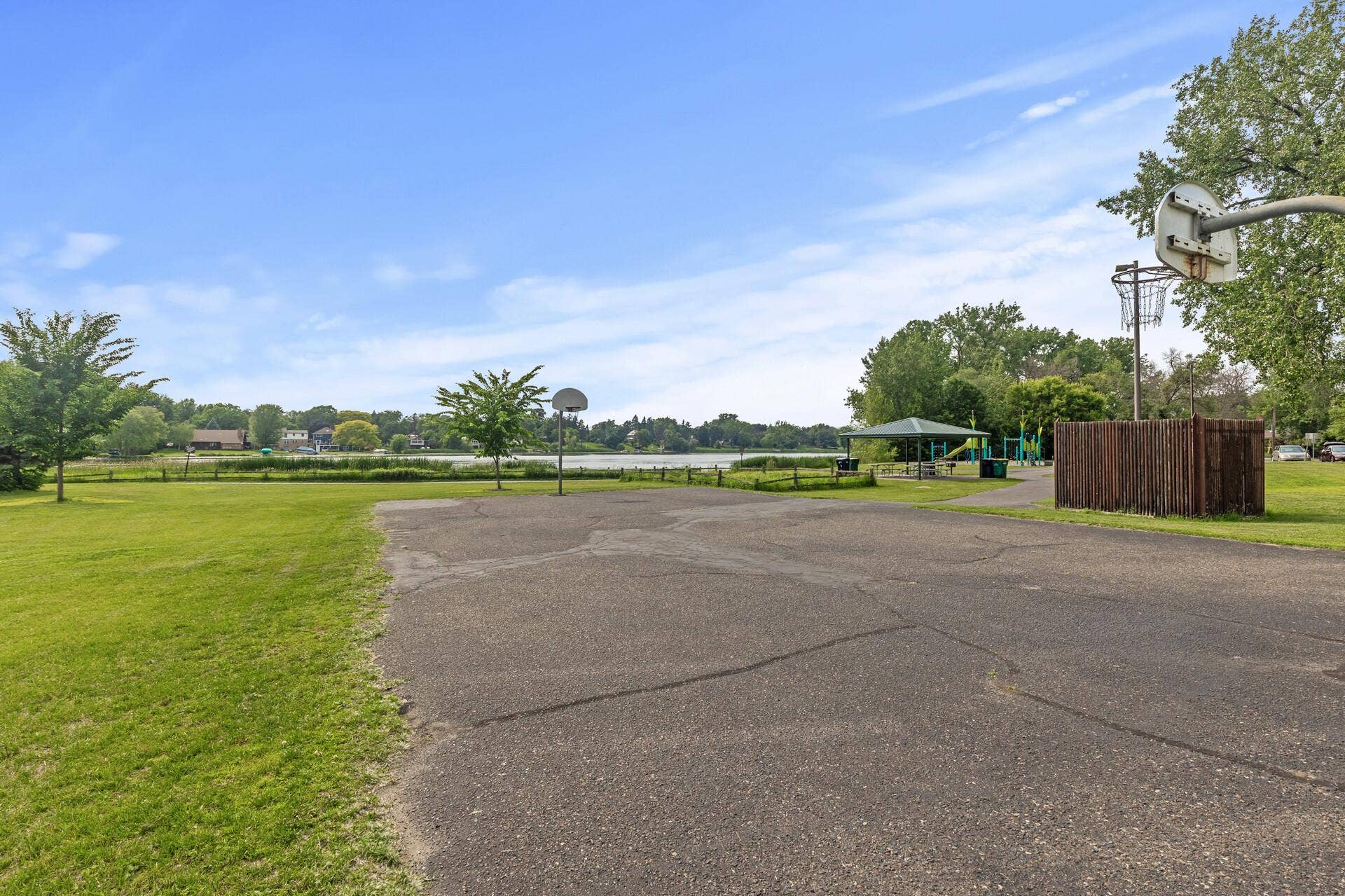 4207 Lakeside Avenue N, #328, Brooklyn Center, MN 55429 4207 Lakeside Avenue N, #328, Brooklyn Center, MN 55429