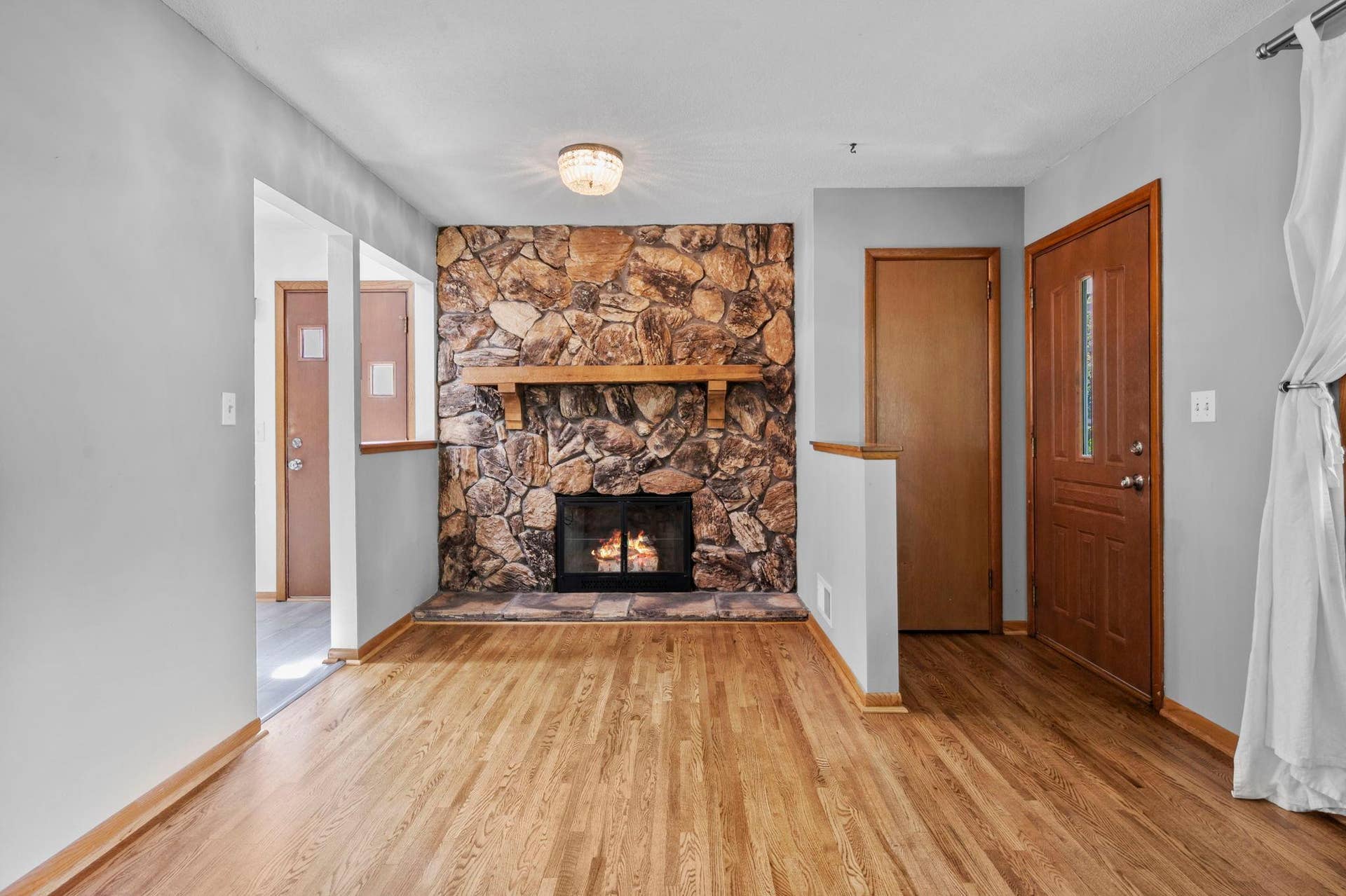 10433 Washburn Avenue S, Bloomington, MN 55431