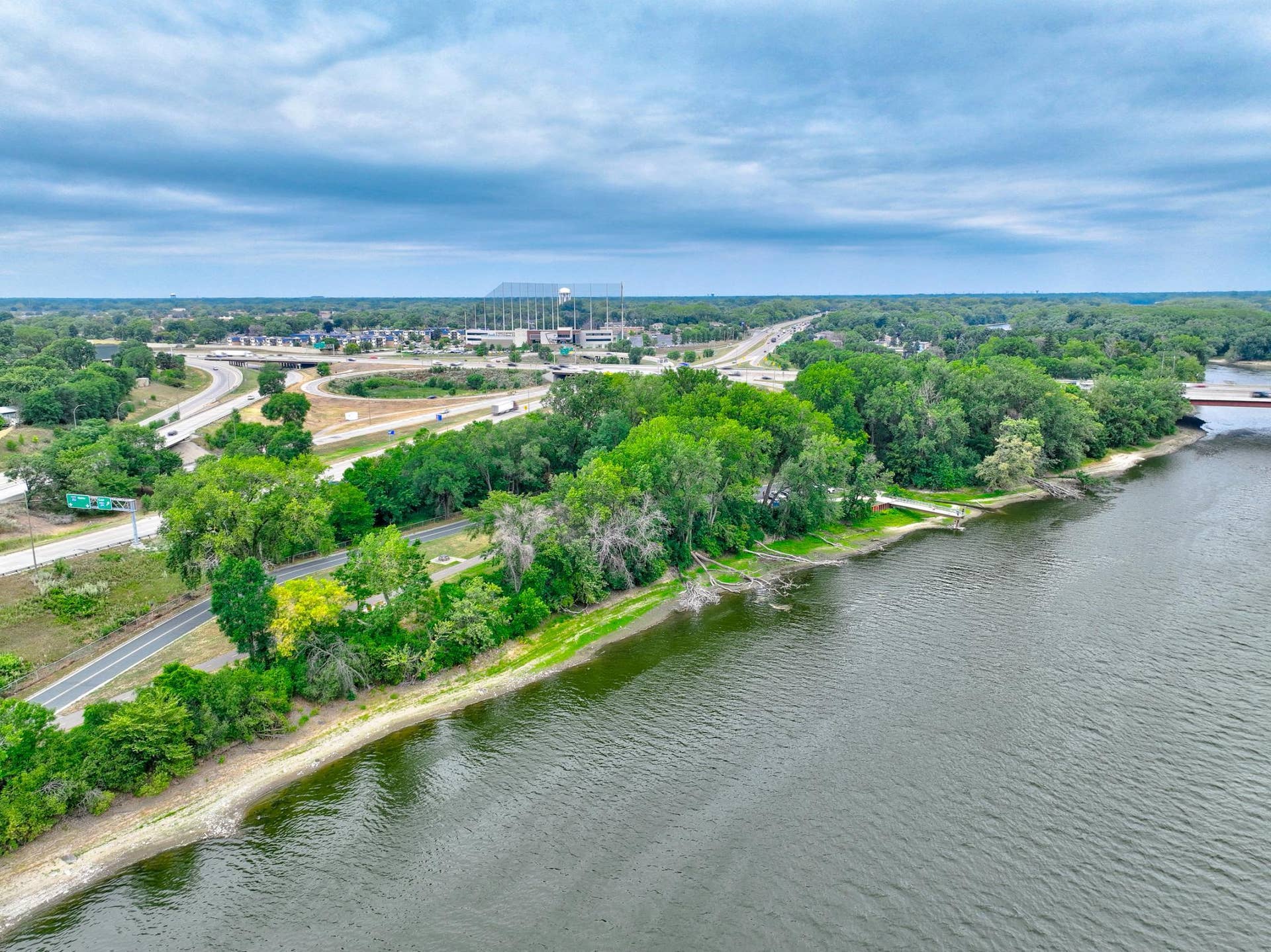 6024 Camden Avenue N, Brooklyn Center, MN 55430 6024 Camden Ave N