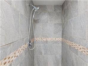 4819 Grenwich Way N, Oakdale, MN 55128 4819 Grenwich way N, shower room pic.jpg