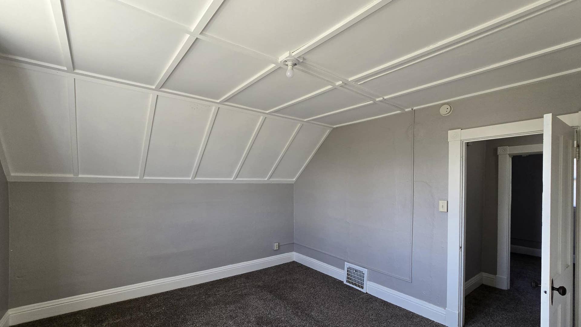 913 Mississippi Avenue NW, Bemidji, MN 56601 upstairsbed1.jpg