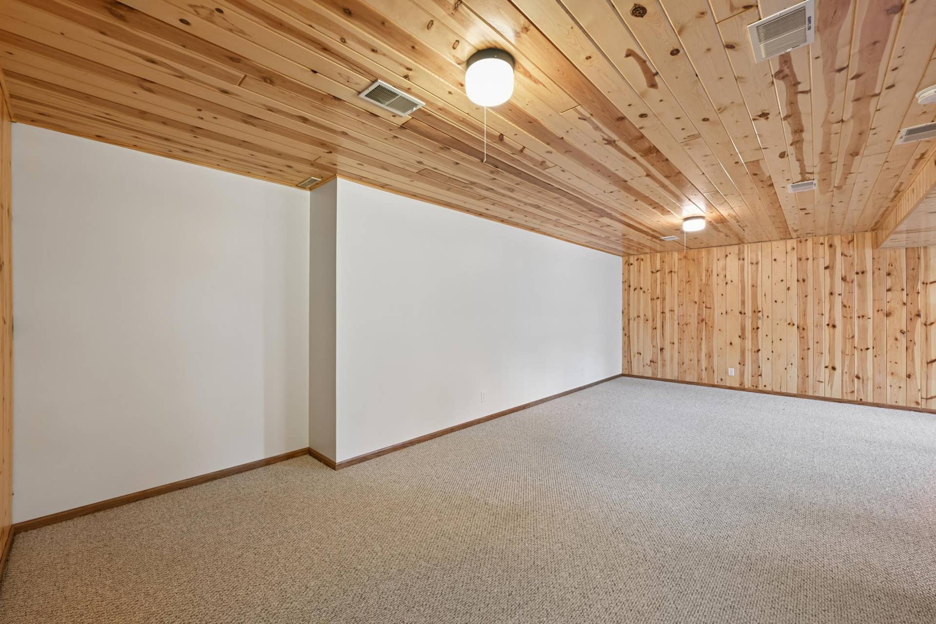 2120 Grotte Avenue NE, Bemidji, MN 56601 32_dsc_6115.jpg