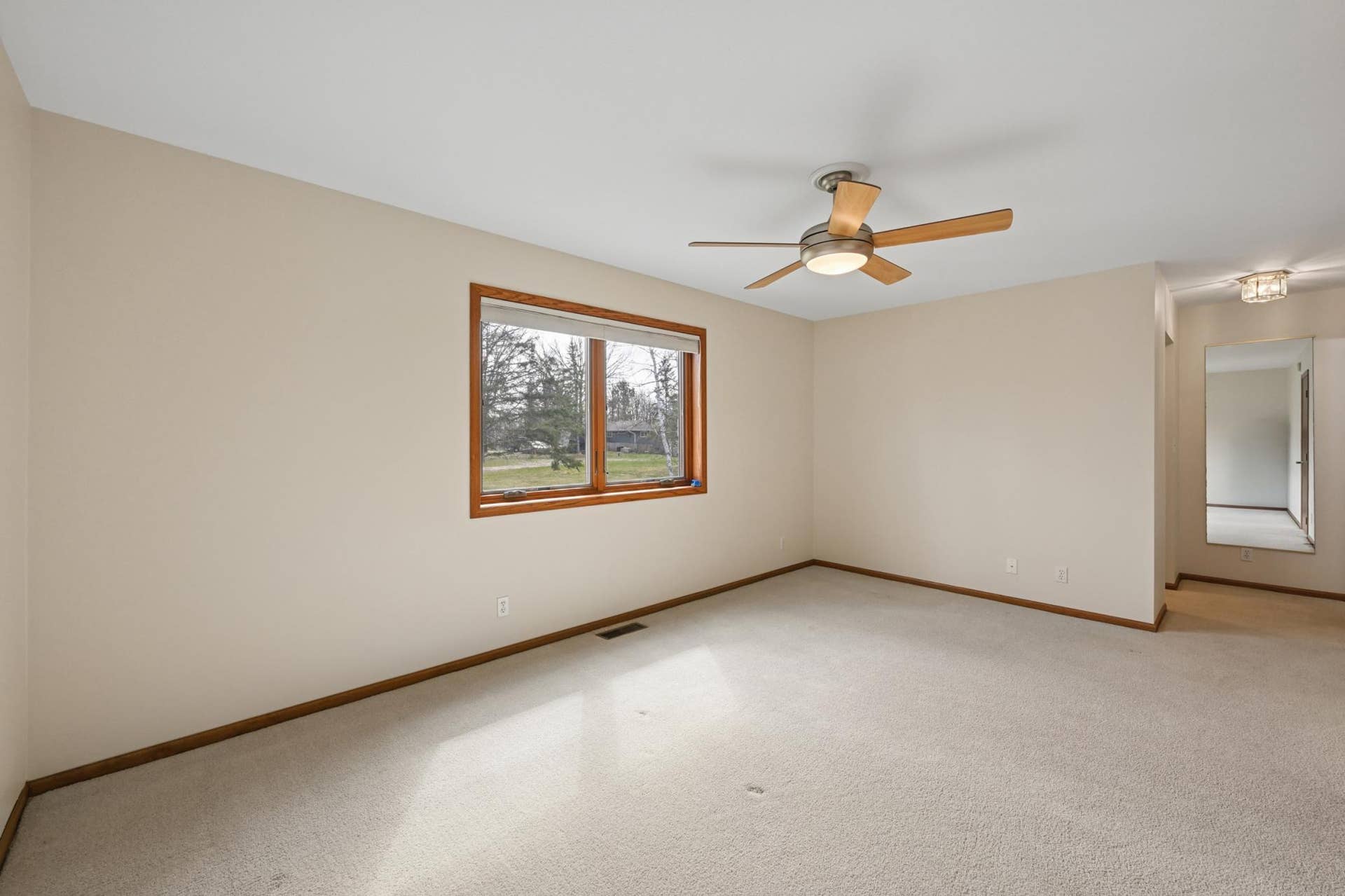 2120 Grotte Avenue NE, Bemidji, MN 56601 19_abc_6049.jpg