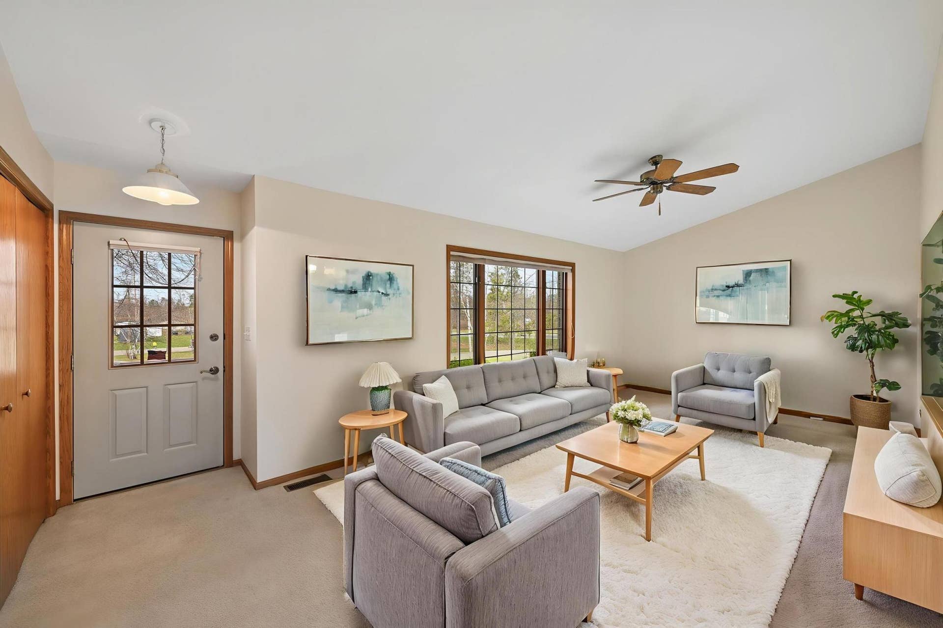 2120 Grotte Avenue NE, Bemidji, MN 56601 3_abc_5974.jpg