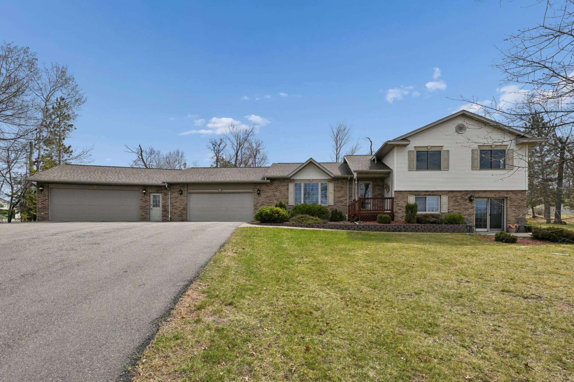 2120 Grotte Avenue NE, Bemidji, MN 56601 1_abc_5894-2.jpg