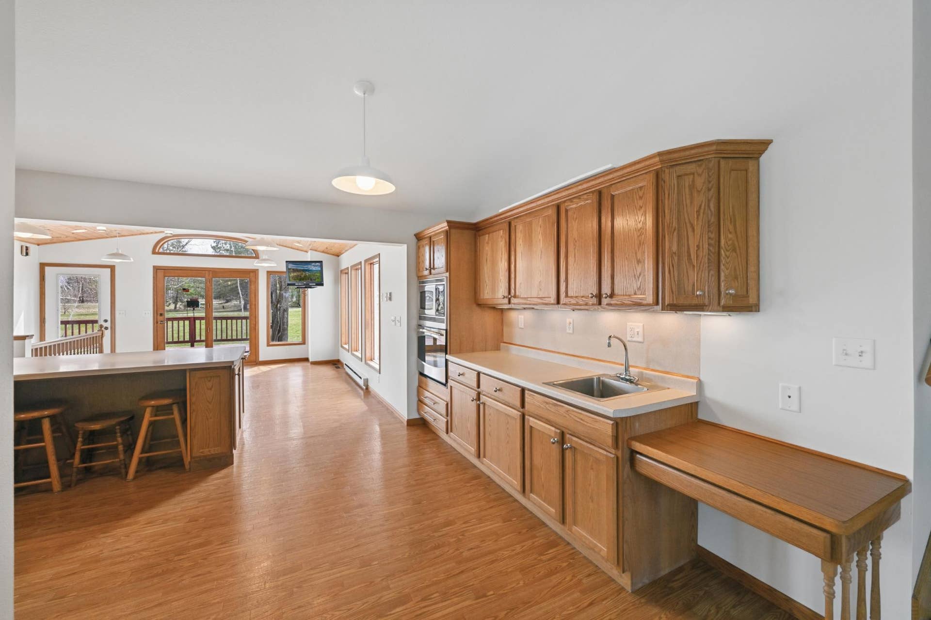 2120 Grotte Avenue NE, Bemidji, MN 56601 7_abc_5984.jpg