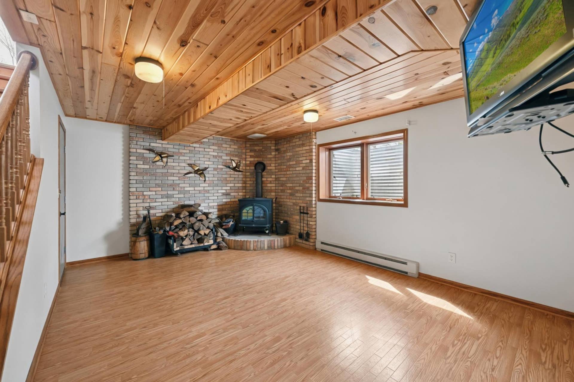 2120 Grotte Avenue NE, Bemidji, MN 56601 37_dsc 6135.png.jpg