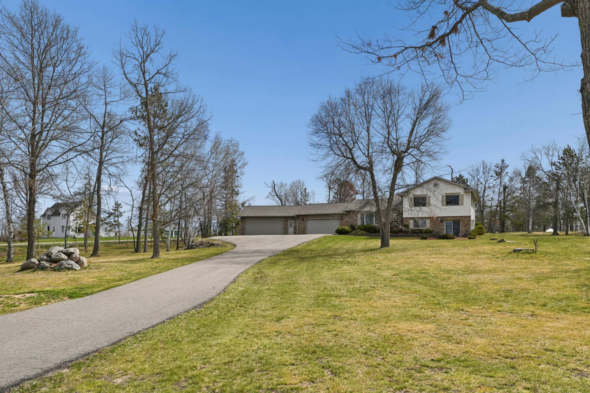 2120 Grotte Avenue NE, Bemidji, MN 56601 55_abc_5889-2.jpg