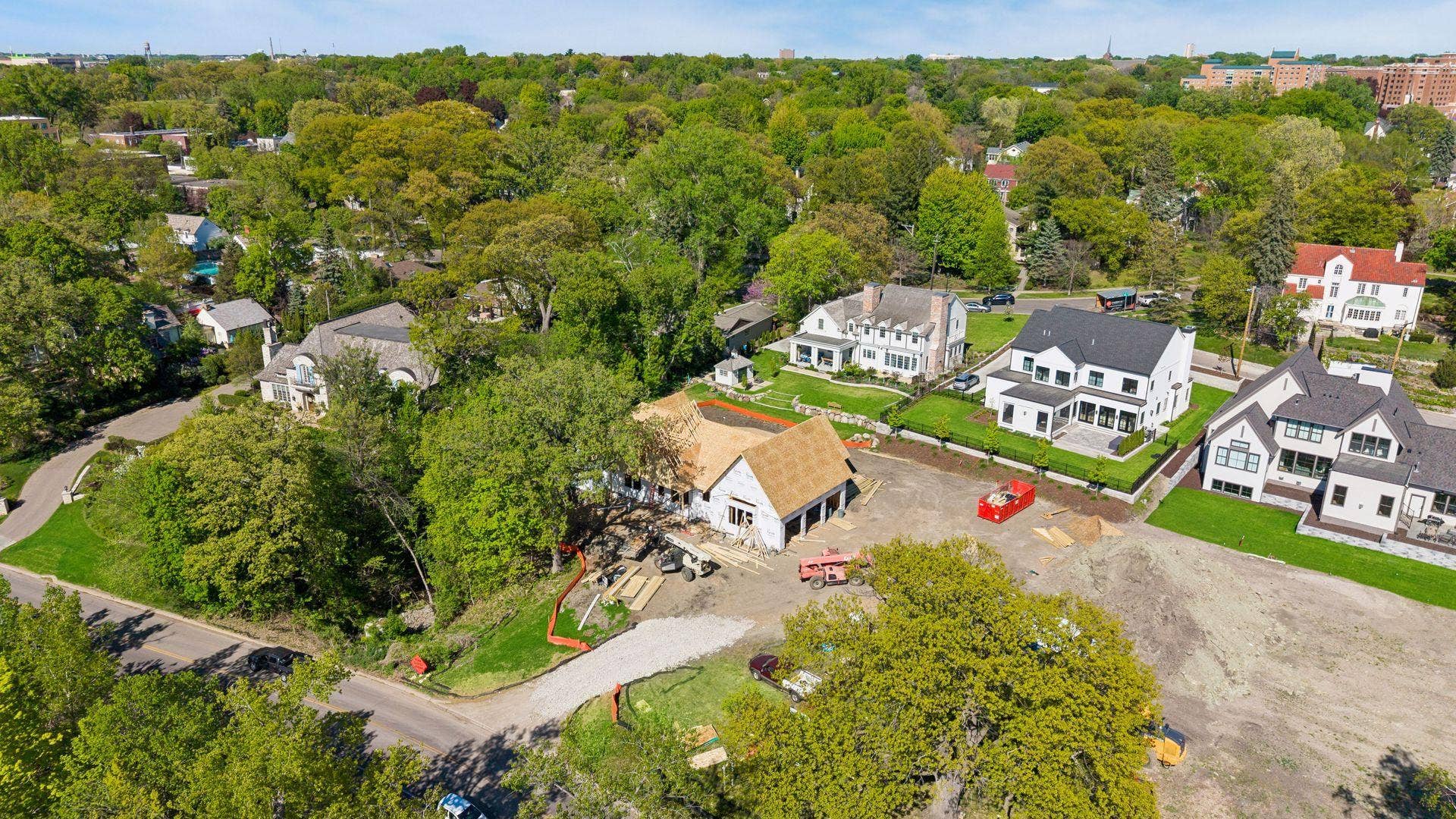 110 Mississippi River Boulevard N, 96, Saint Paul, MN 55104 Great tree coverage