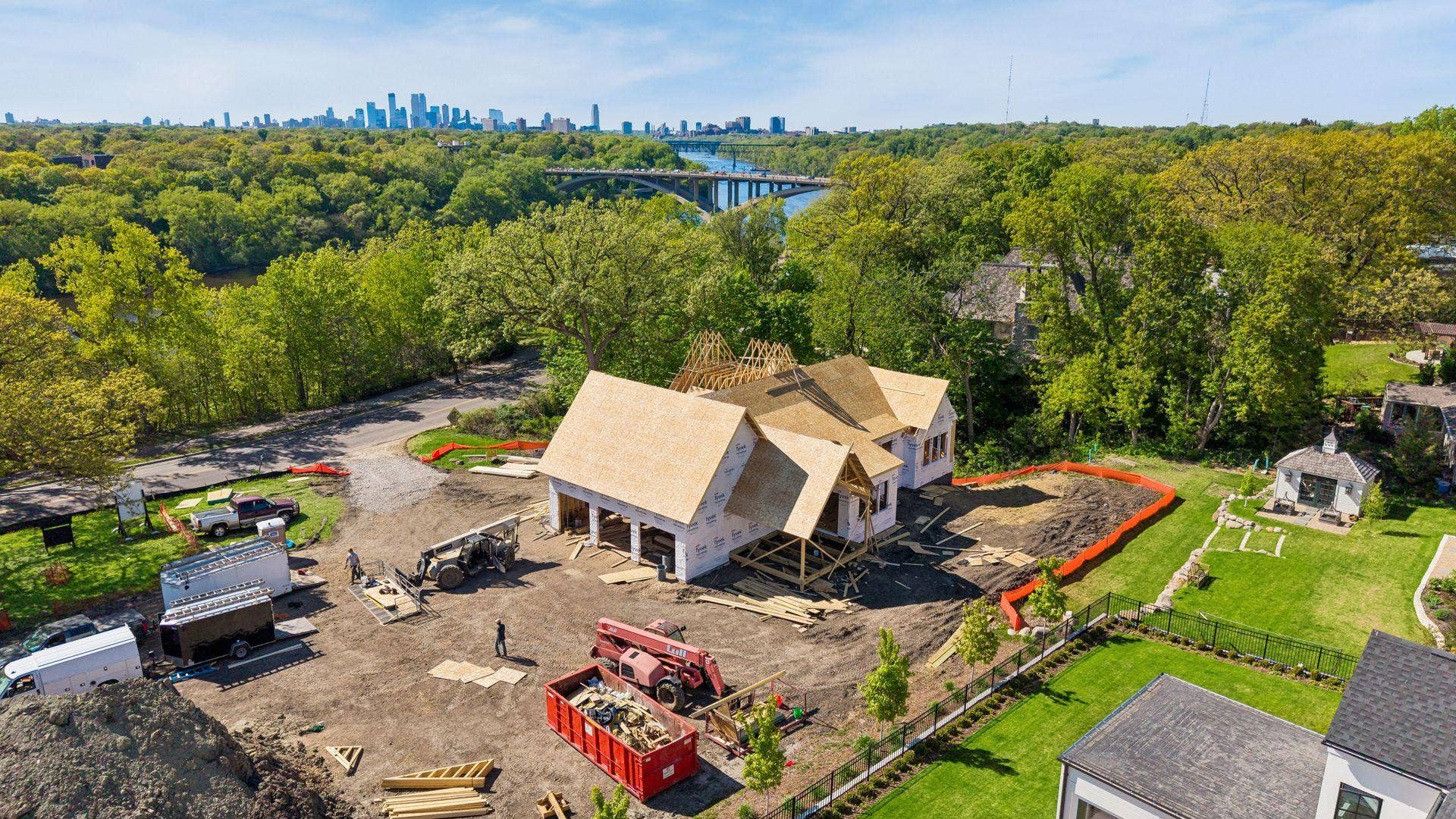 110 Mississippi River Boulevard N, 96, Saint Paul, MN 55104 Steps away from the best walking and biking trails