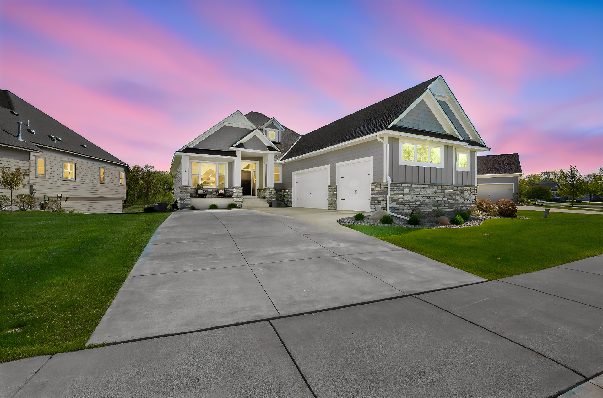 1945 Annika Drive N, Lake Elmo, MN 55042 1945 Annika Drive N, Lake Elmo, MN 55042