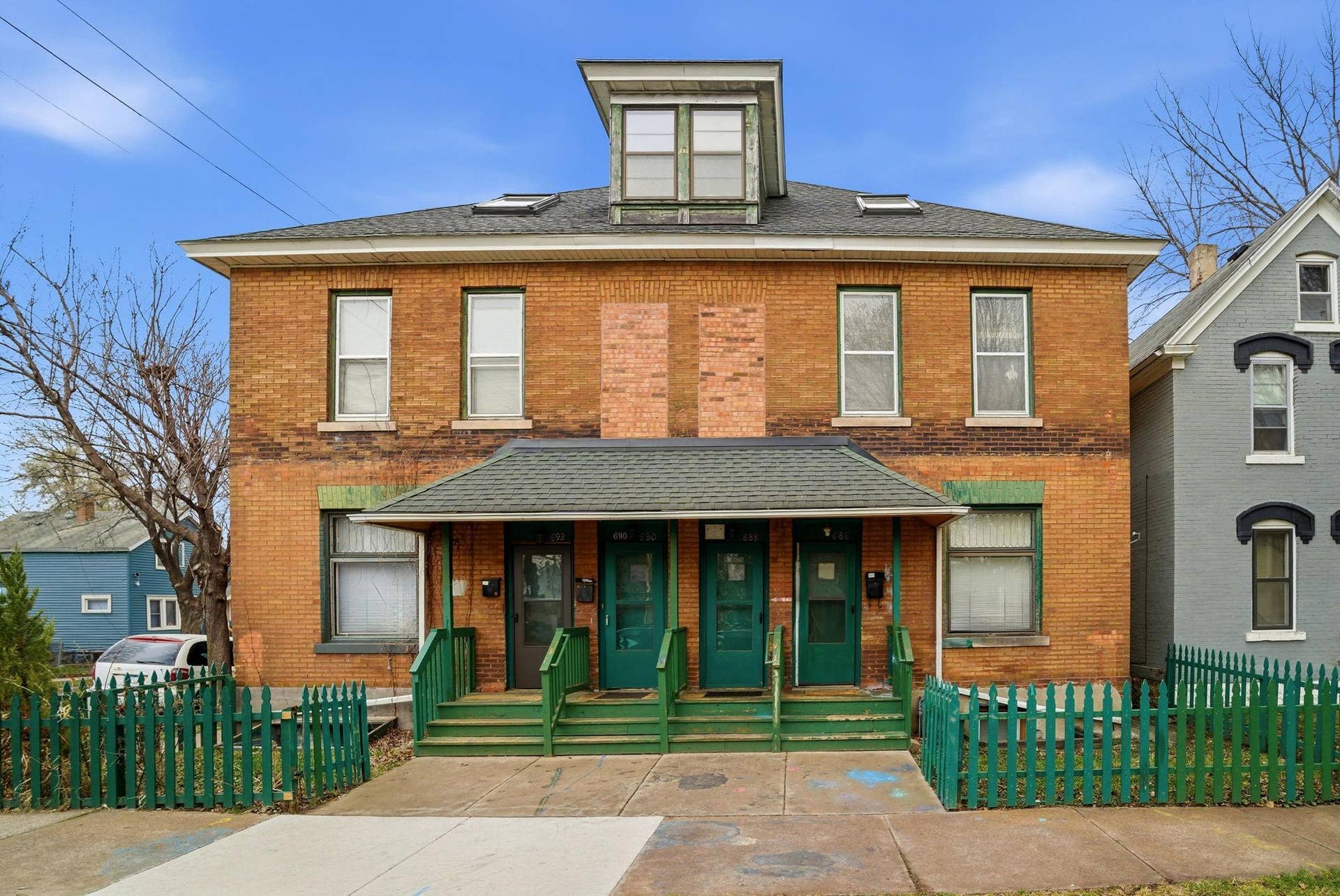 686 Virginia Street, 102, Saint Paul, MN 55103 2-web-or-mls-002_DSC05822.jpg
