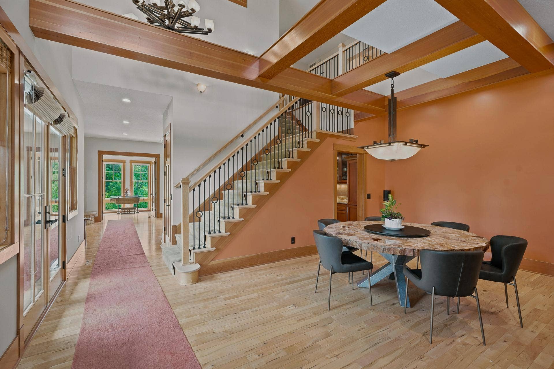 10721 Watersedge Lane, Woodbury, MN 55129 10721 Watersedge Lane, Woodbury, MN 55129