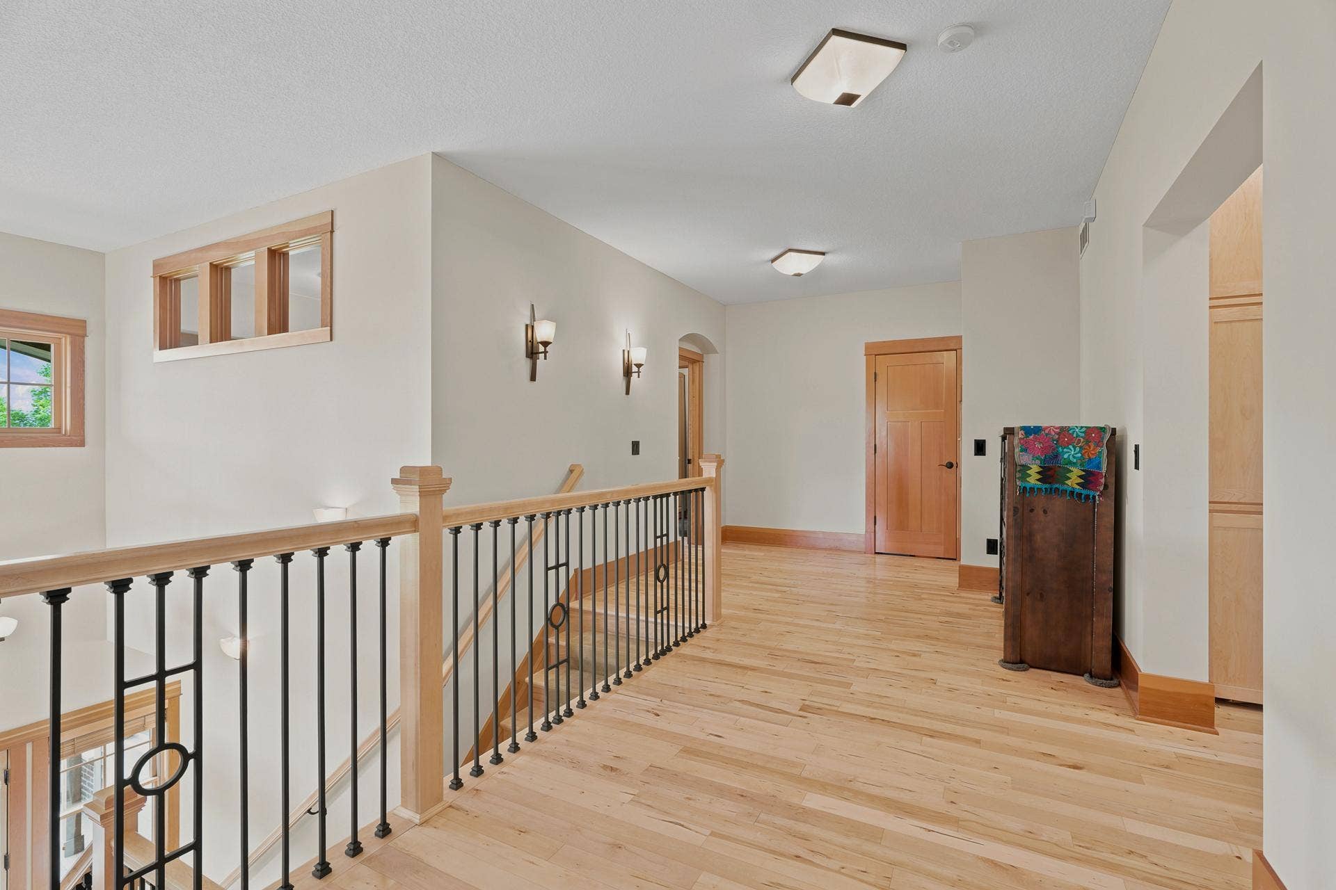 10721 Watersedge Lane, Woodbury, MN 55129 10721 Watersedge Lane, Woodbury, MN 55129