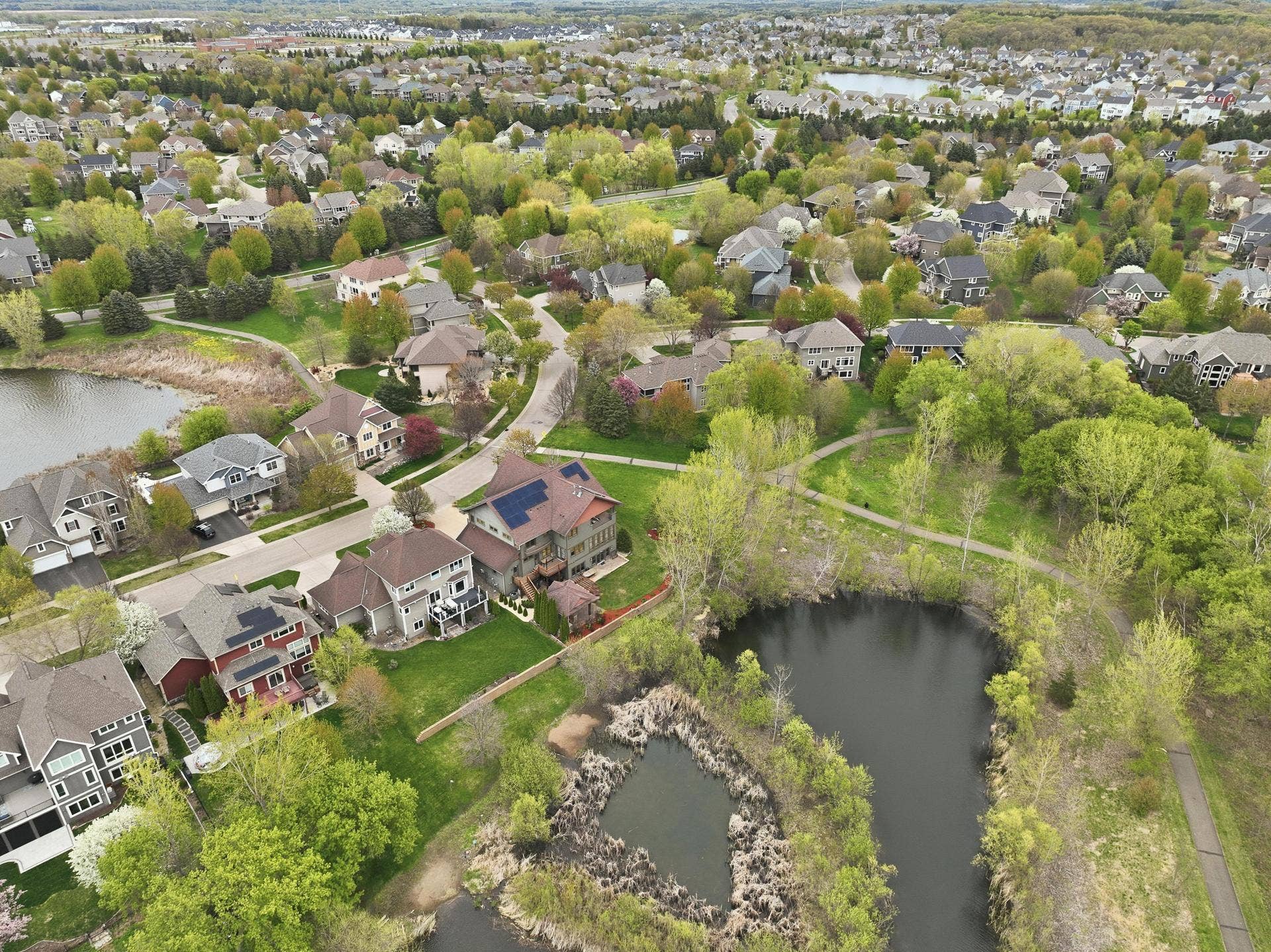 10721 Watersedge Lane, Woodbury, MN 55129 10721 Watersedge Lane, Woodbury, MN 55129