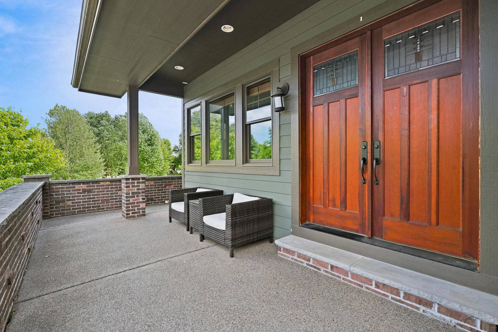 10721 Watersedge Lane, Woodbury, MN 55129 10721 Watersedge Lane, Woodbury, MN 55129