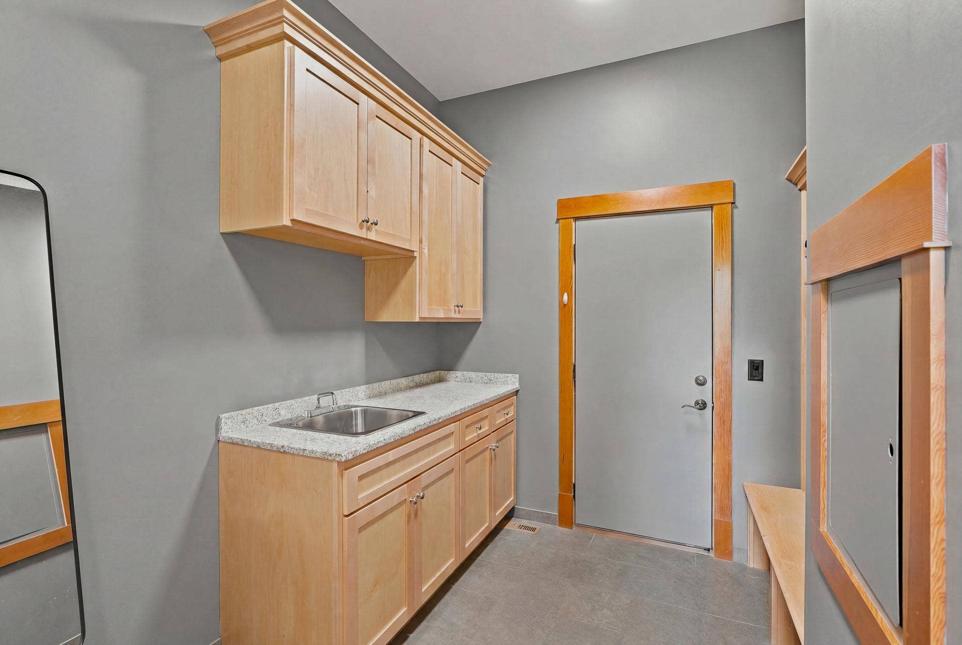 10721 Watersedge Lane, Woodbury, MN 55129 10721 Watersedge Lane, Woodbury, MN 55129