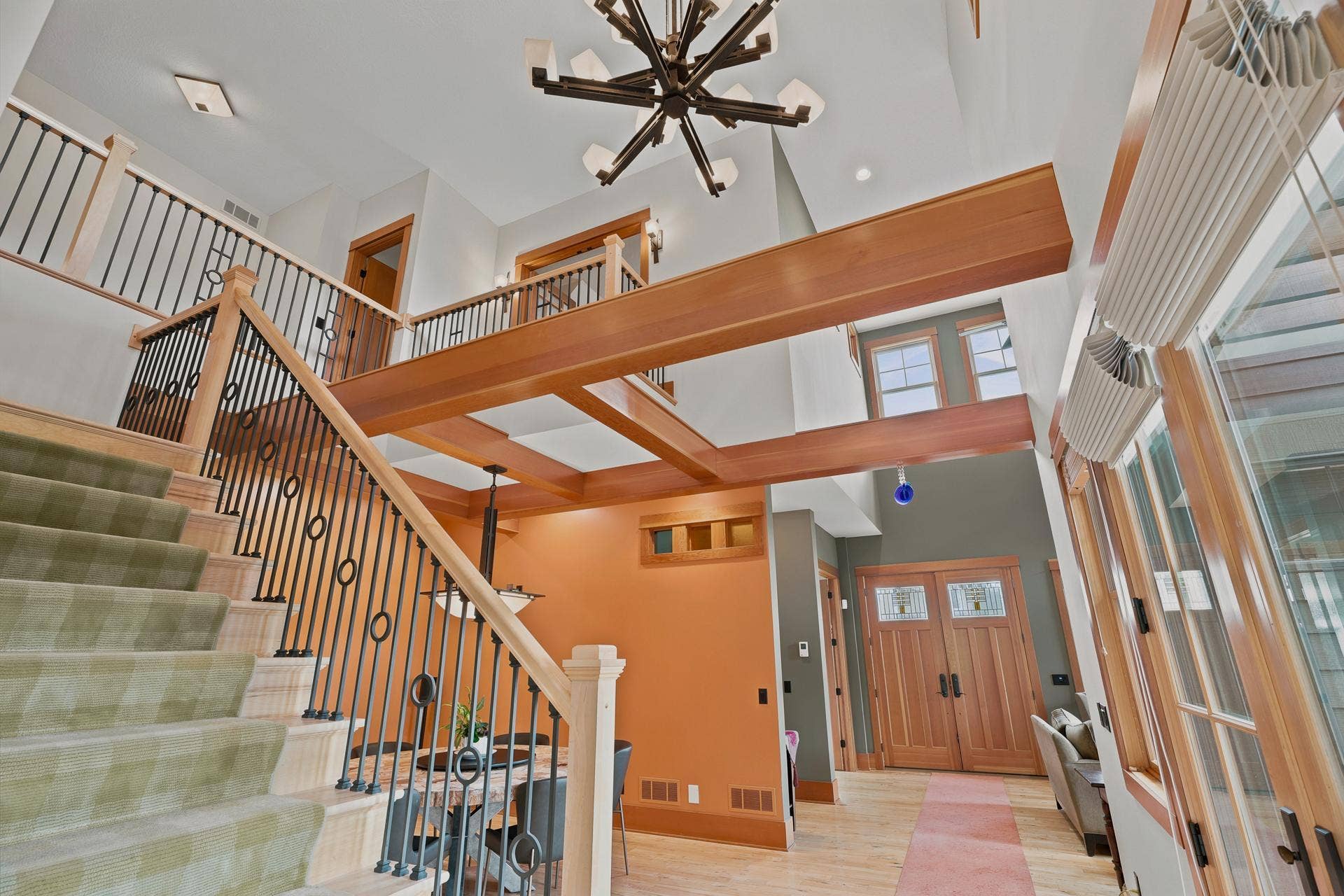 10721 Watersedge Lane, Woodbury, MN 55129 10721 Watersedge Lane, Woodbury, MN 55129