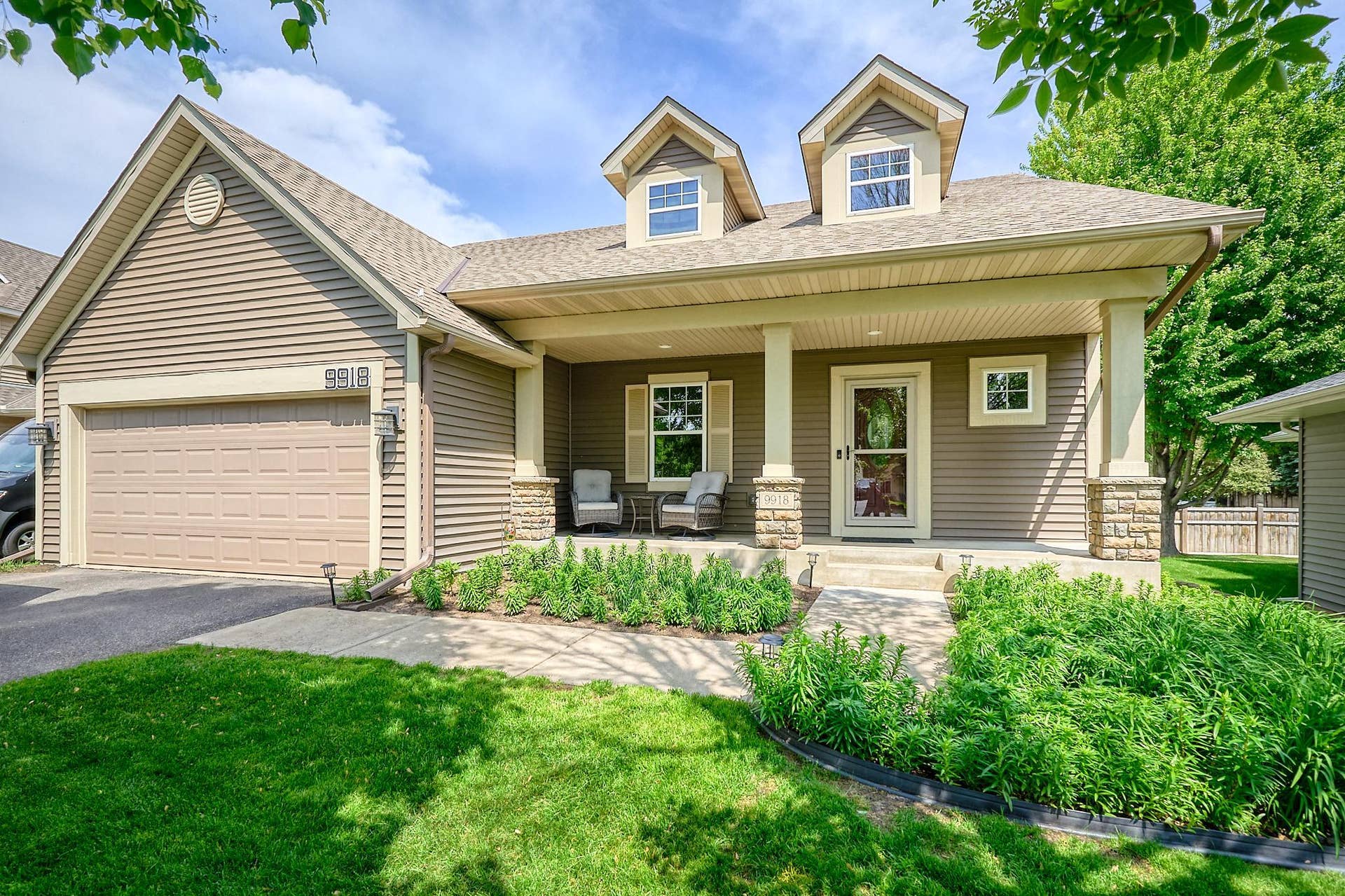 9918 Scott Avenue N, Brooklyn Park, MN 55443 9918_Scott_MLS_001.jpg