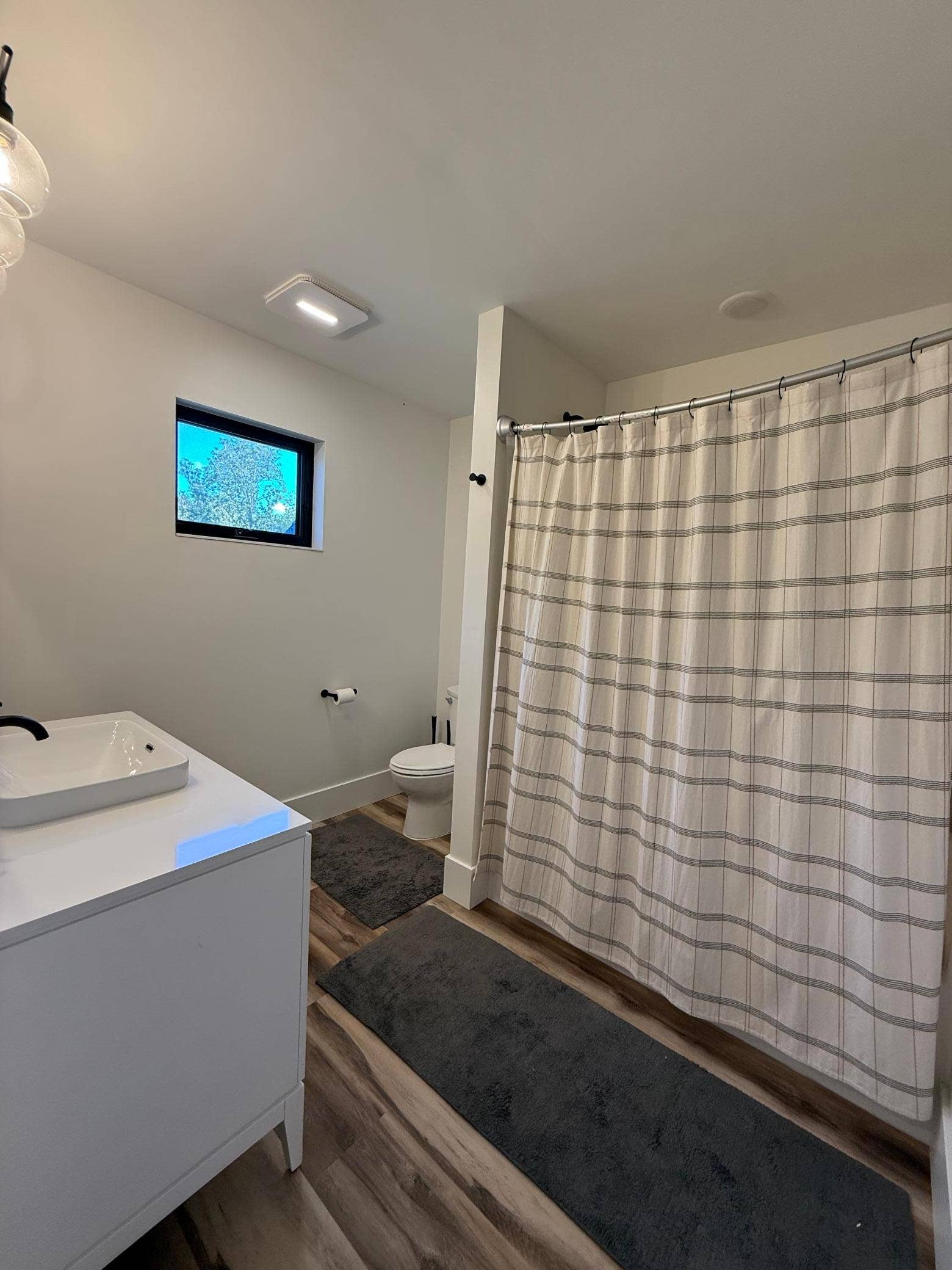 4621 Waville Road NE, Bemidji, MN 56601 Upstairs suite