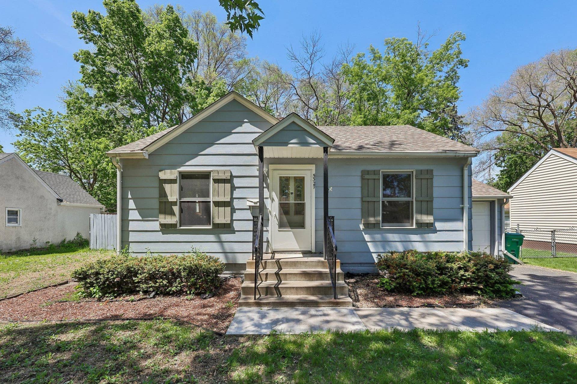5327 Colfax Avenue N, Brooklyn Center, MN 55430 4-web-or-mls-N Colfax Ave-S2605-004.jpg