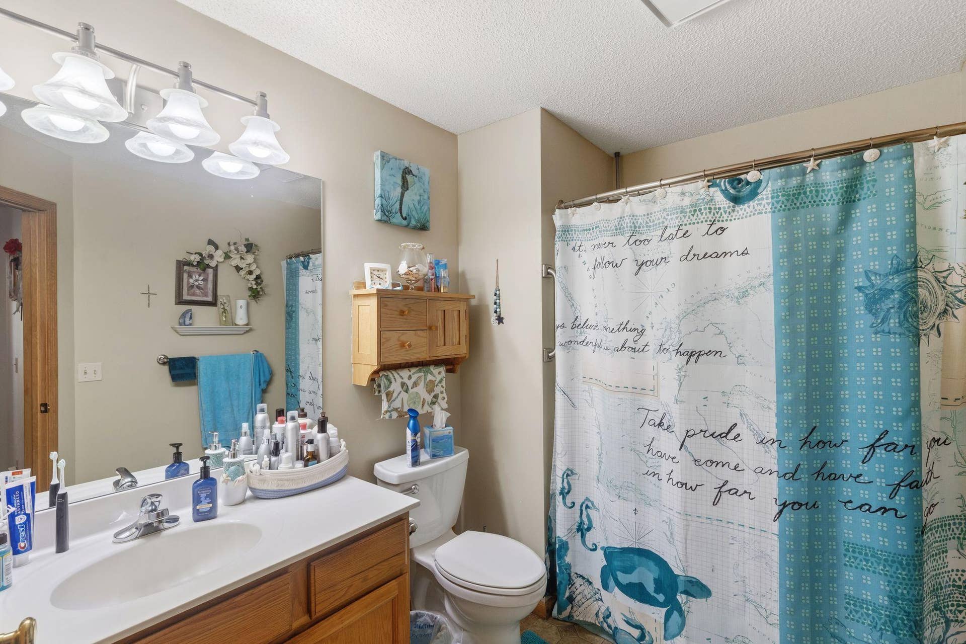 7036 49th Street N, Oakdale, MN 55128 7036 49th Street N, Oakdale, MN 55128