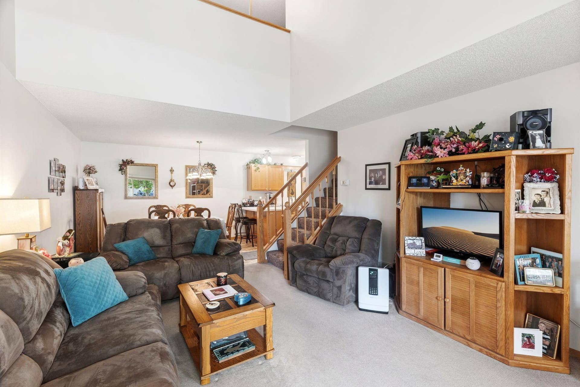 7036 49th Street N, Oakdale, MN 55128 7036 49th Street N, Oakdale, MN 55128