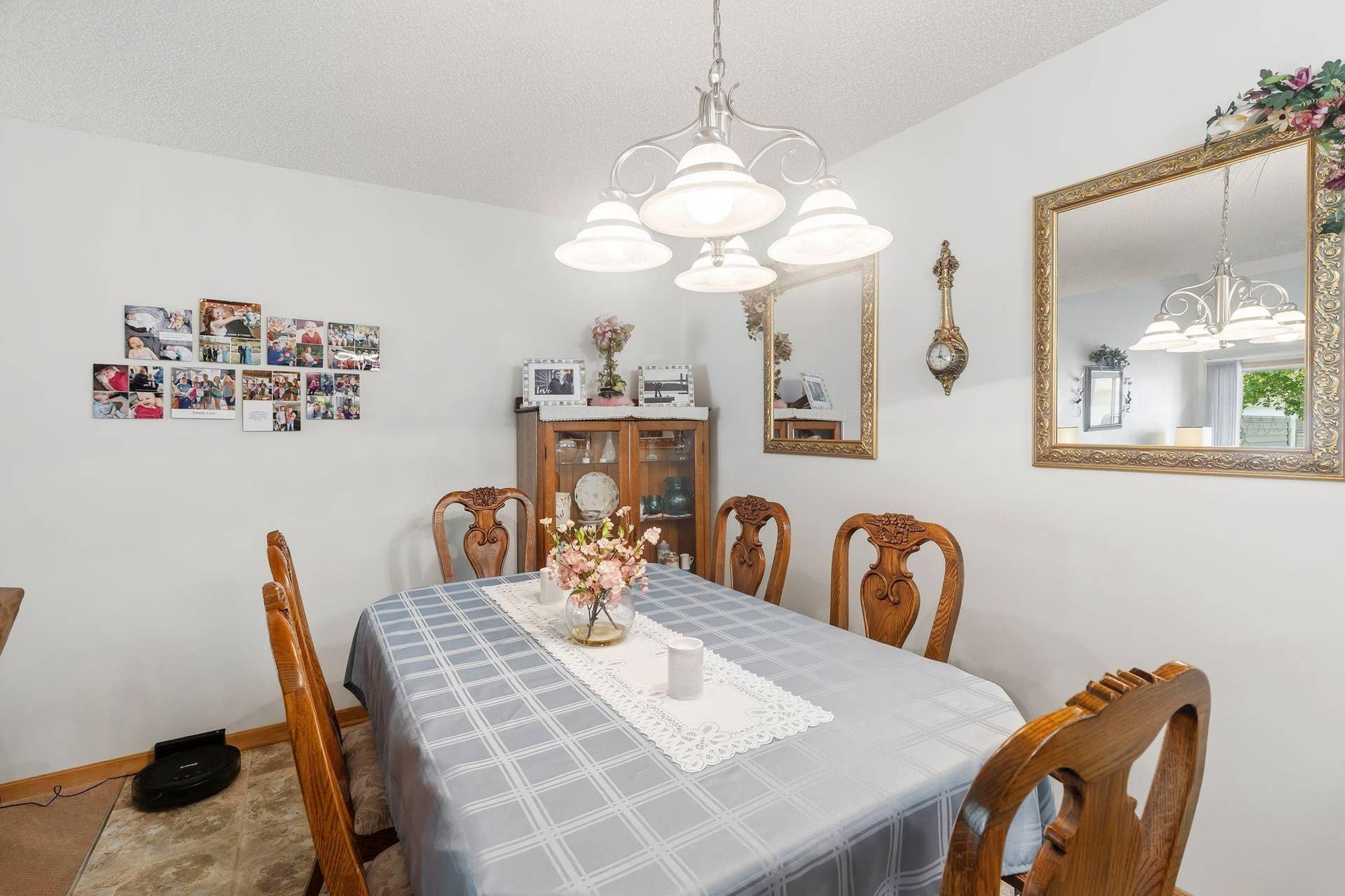 7036 49th Street N, Oakdale, MN 55128 7036 49th Street N, Oakdale, MN 55128